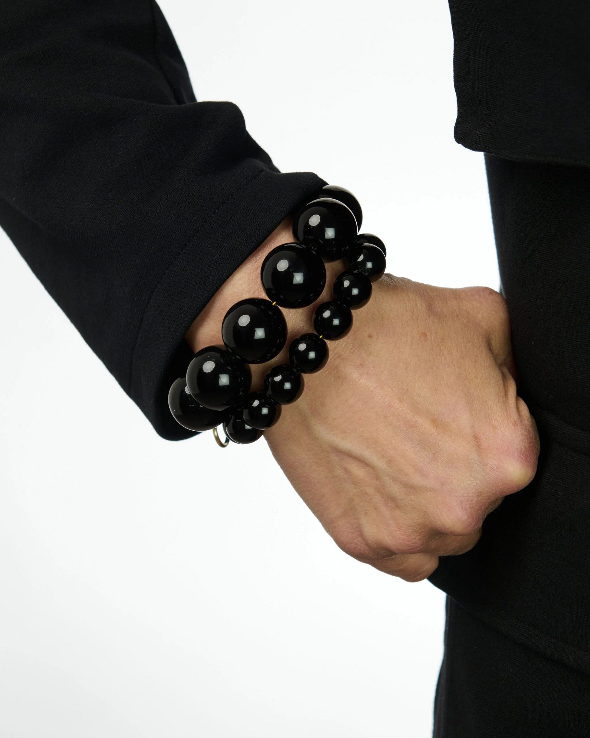 TOM+HATTY Armkette - Kunstharzkette - schwarzes Perlenbarmband - Armkette günstig online kaufen