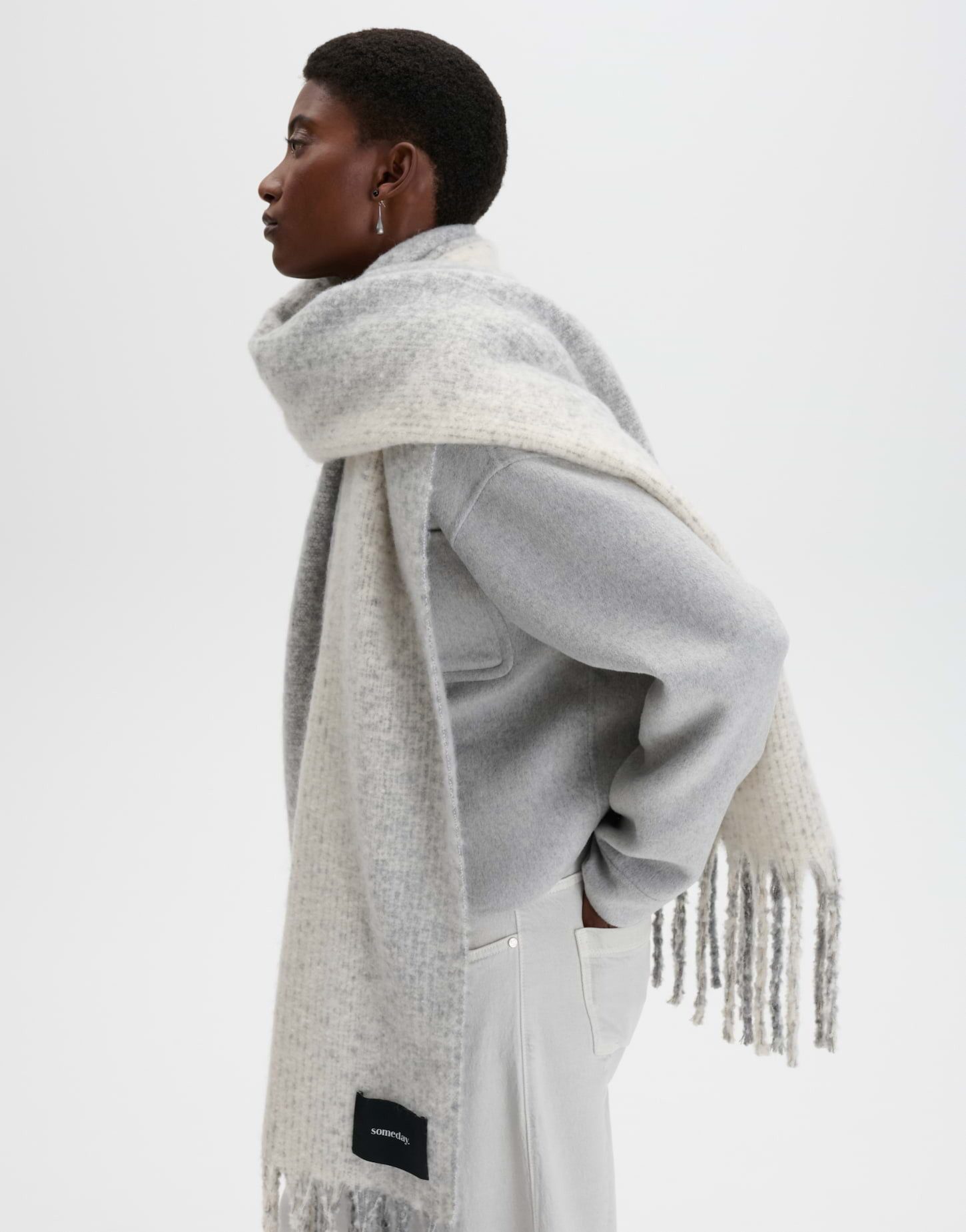 someday Schal Bintie stripe aus weichem Velours, Oversized-Form mit flauschiger Oberfläche für weiche Akzente