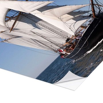 Posterlounge Wandfolie Editors Choice, Schwarzes Segelschiff auf See, Maritim Fotografie