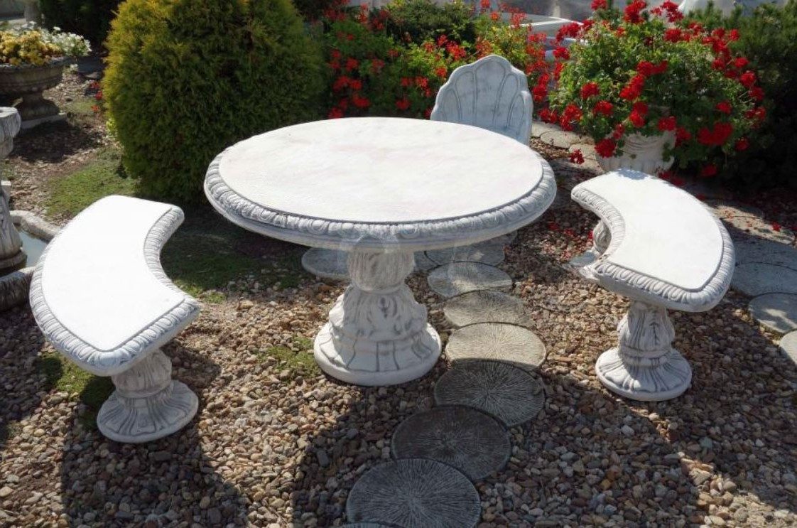 Xlmoebel Gartentisch Runder Gartentisch im Antik Ritter Stil aus Stein (1-St., Gartentisch), Hergestellt in Europa