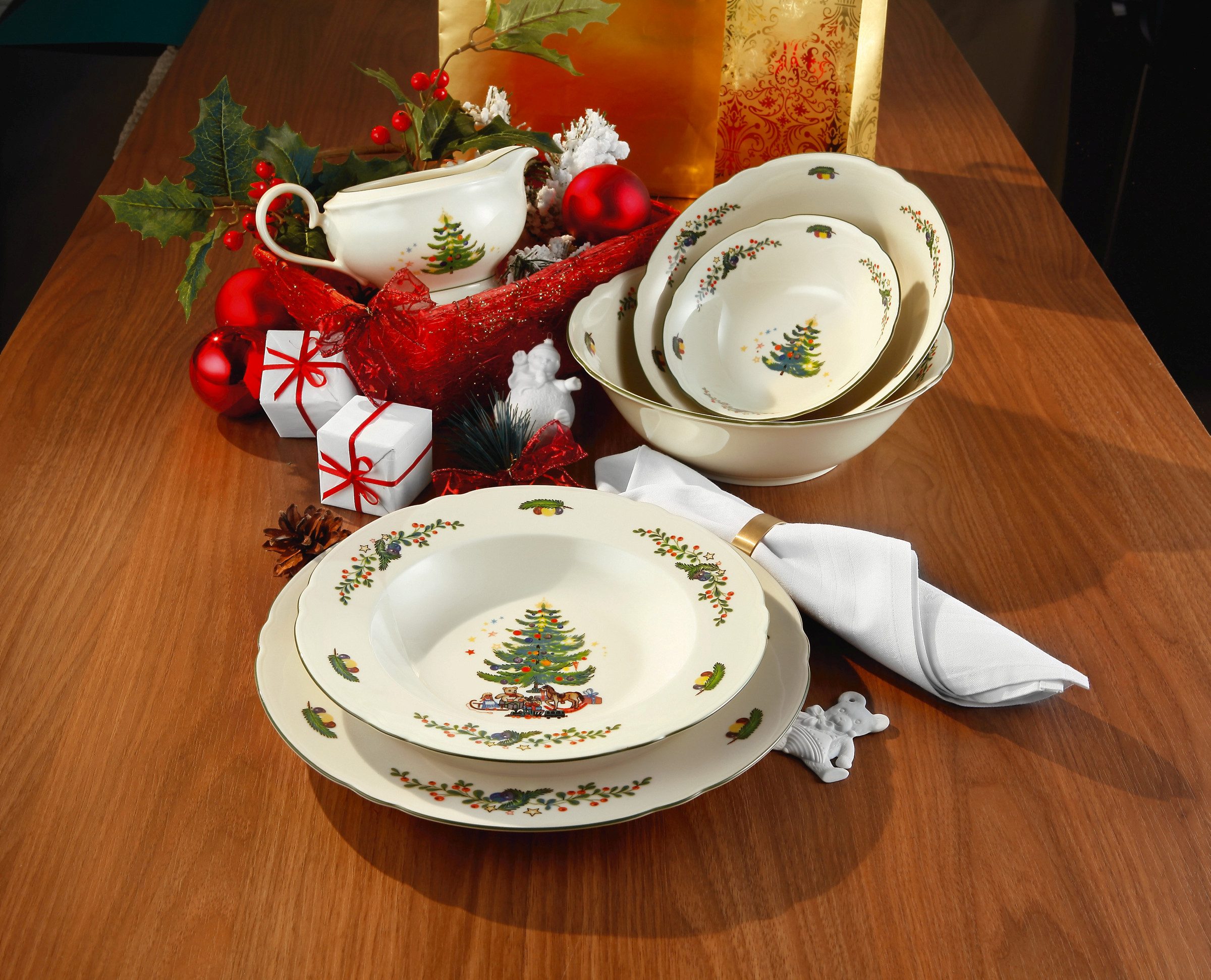 Seltmann Weiden Dessertschale Marieluise Weihnachten, rund 15 cm, Porzellan, (1-tlg), Schale mit weihnachtlichem Dekor