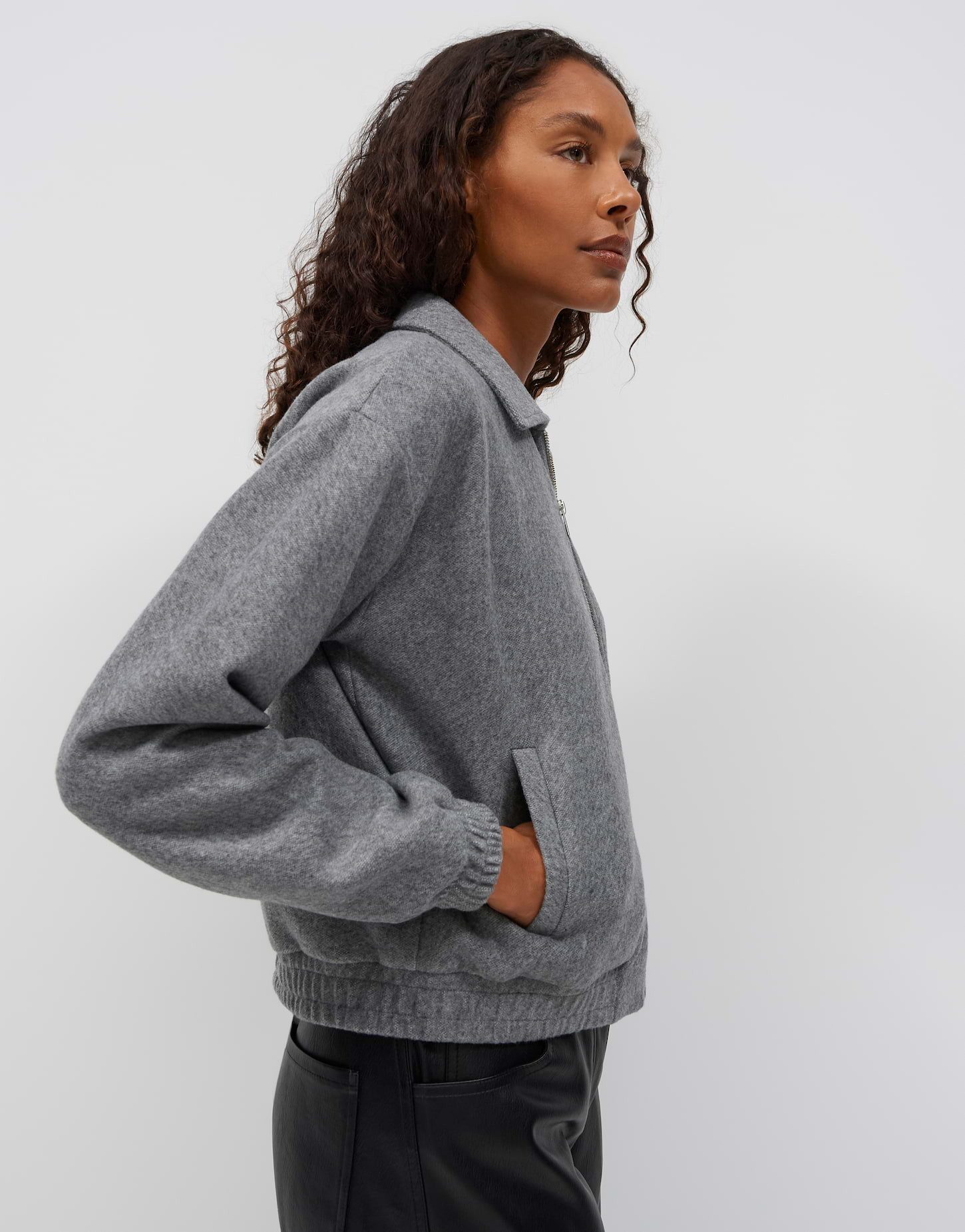 OPUS Sweatjacke Gerzi aus weicher Sweatware Verkürzte O-Form mit elastischen Abschlüssen und Paspeltaschen – Bild 5 von 5