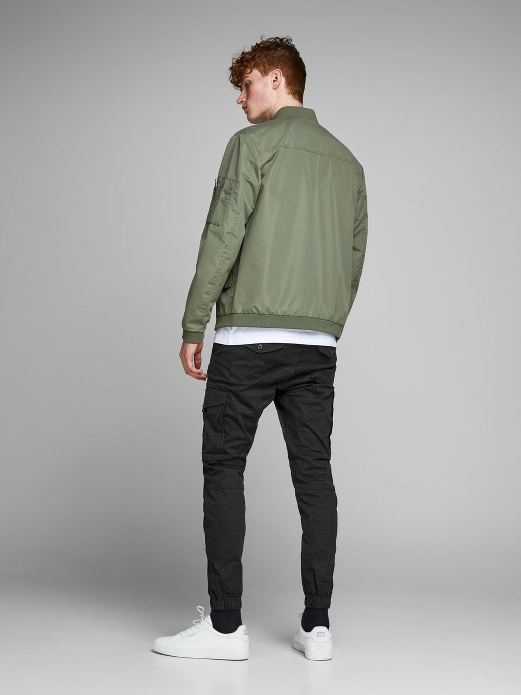 Jack & Jones Cargohose Cargo Pants PAUL FLAKE AKM 542 Twill für Herren Bio-Baumwolle nachhaltig Slim fit unifarben wärmend – Bild 5 von 5