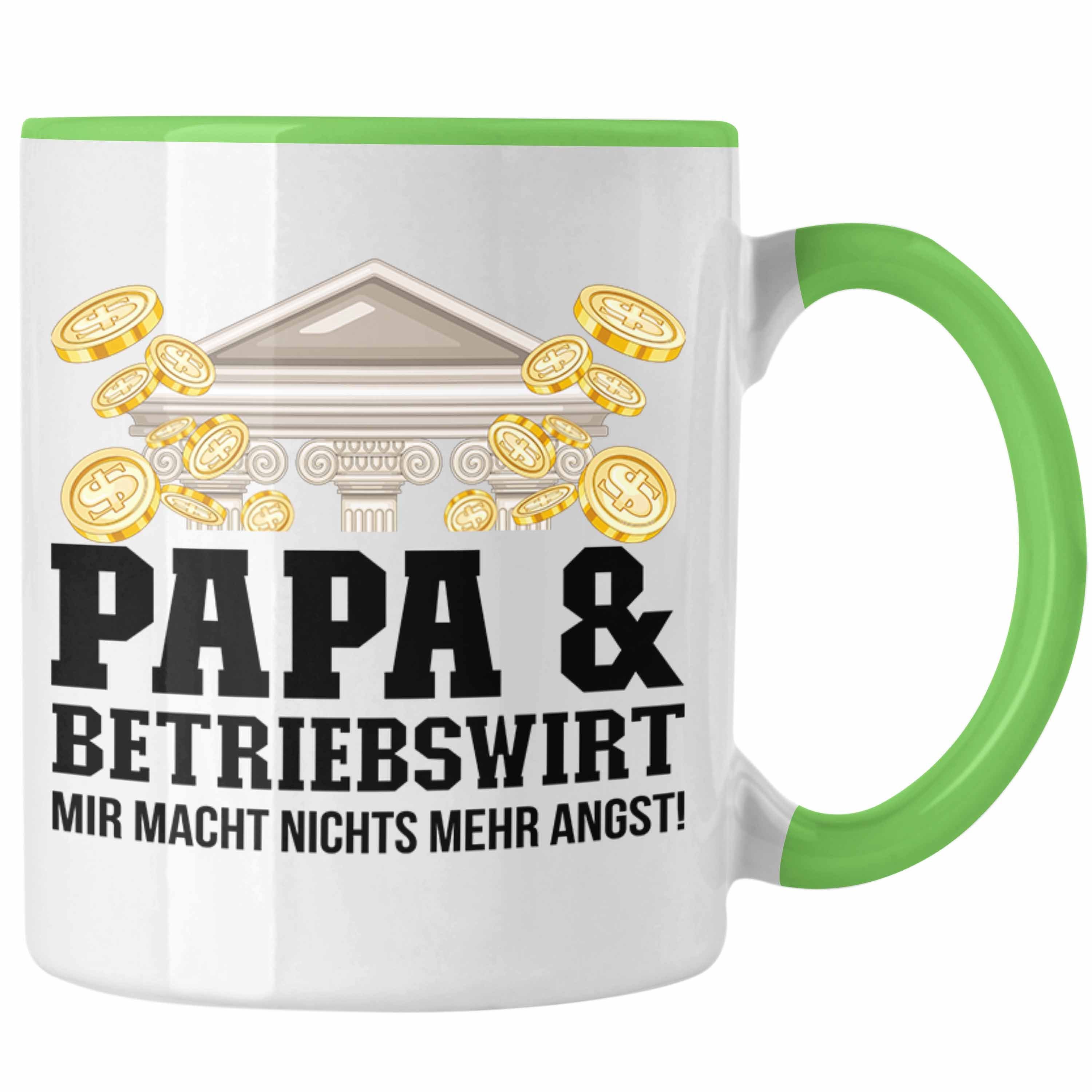 Trendation Tasse Trendation - Papa und Betriebswirt Tasse Geschenkidee Vater für BWL Ge Grün