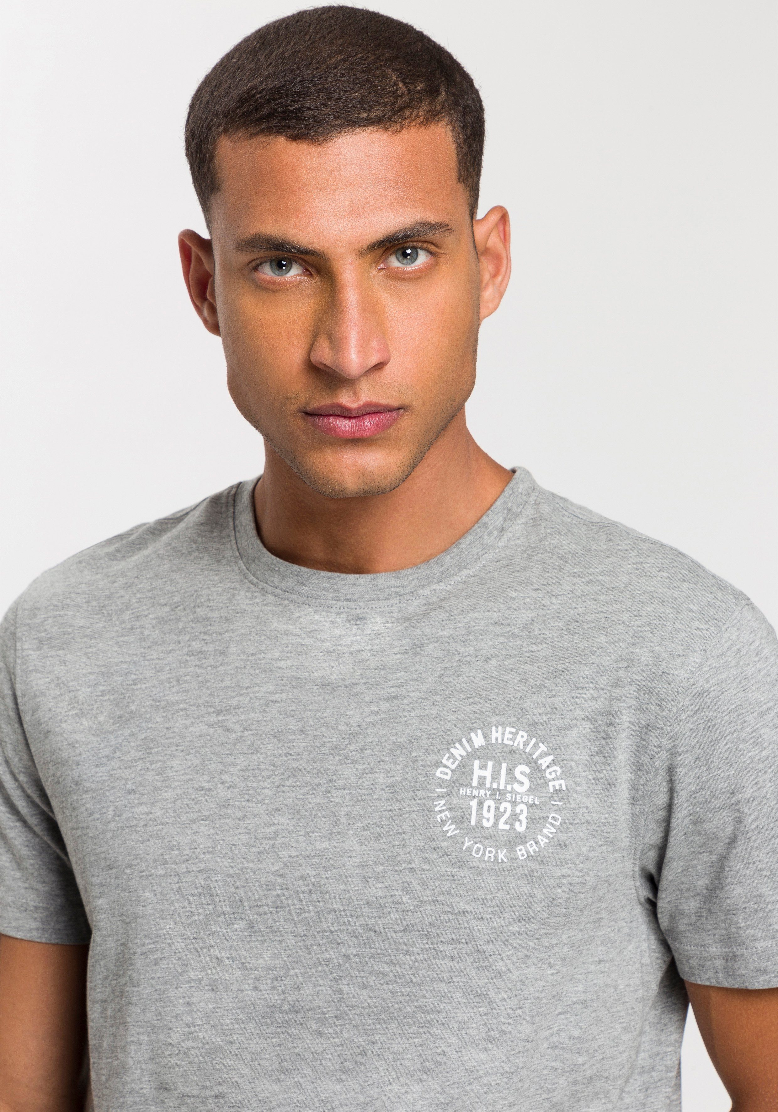 H.I.S T-Shirt (Packung, 3-tlg., 3er-Pack) schmal geschnitten, bedrucktes Design, aus 100% Baumwolle