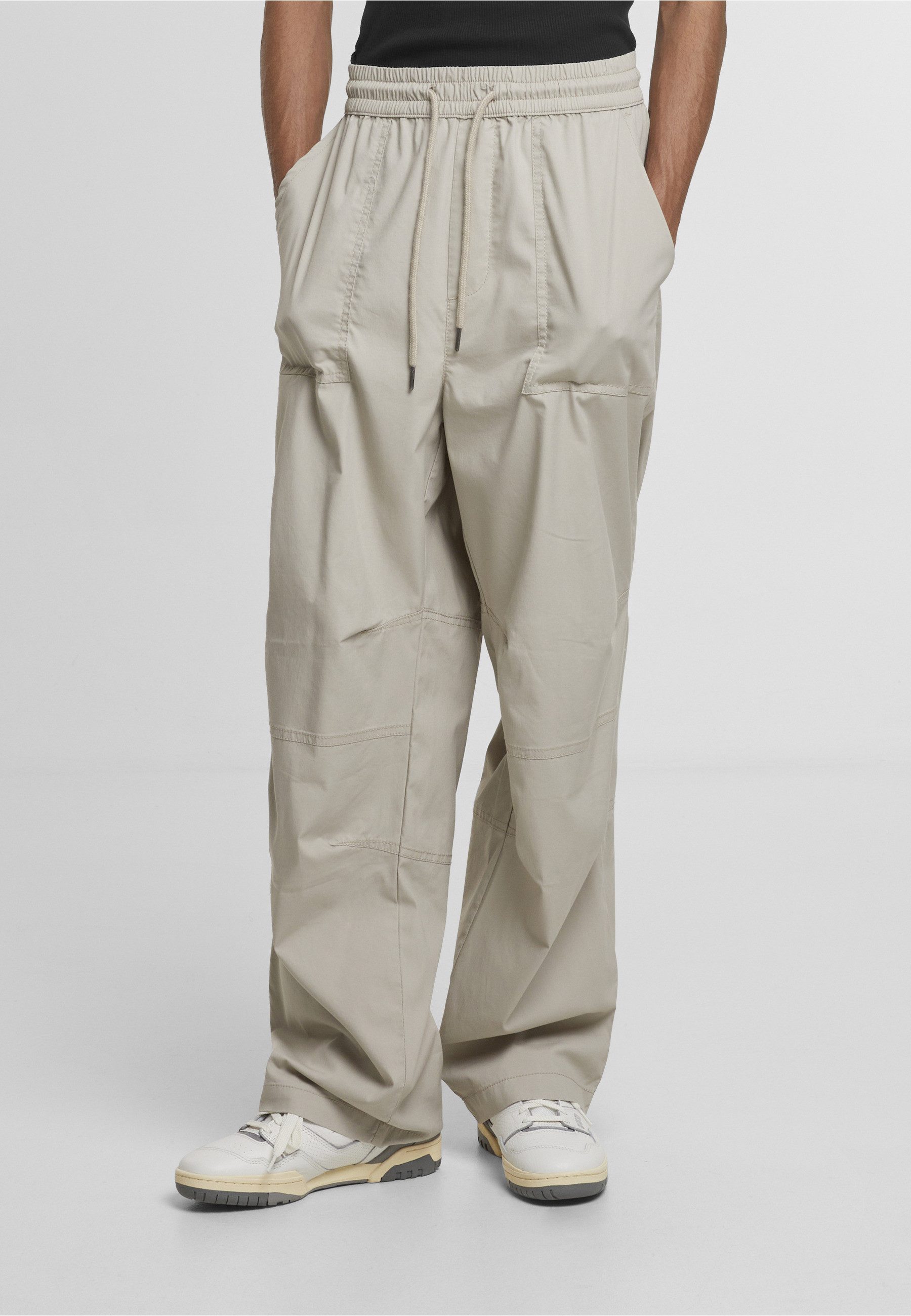 URBAN CLASSICS Stoffhose Urban Classics Loose Fit Pants With Darts (1-tlg)