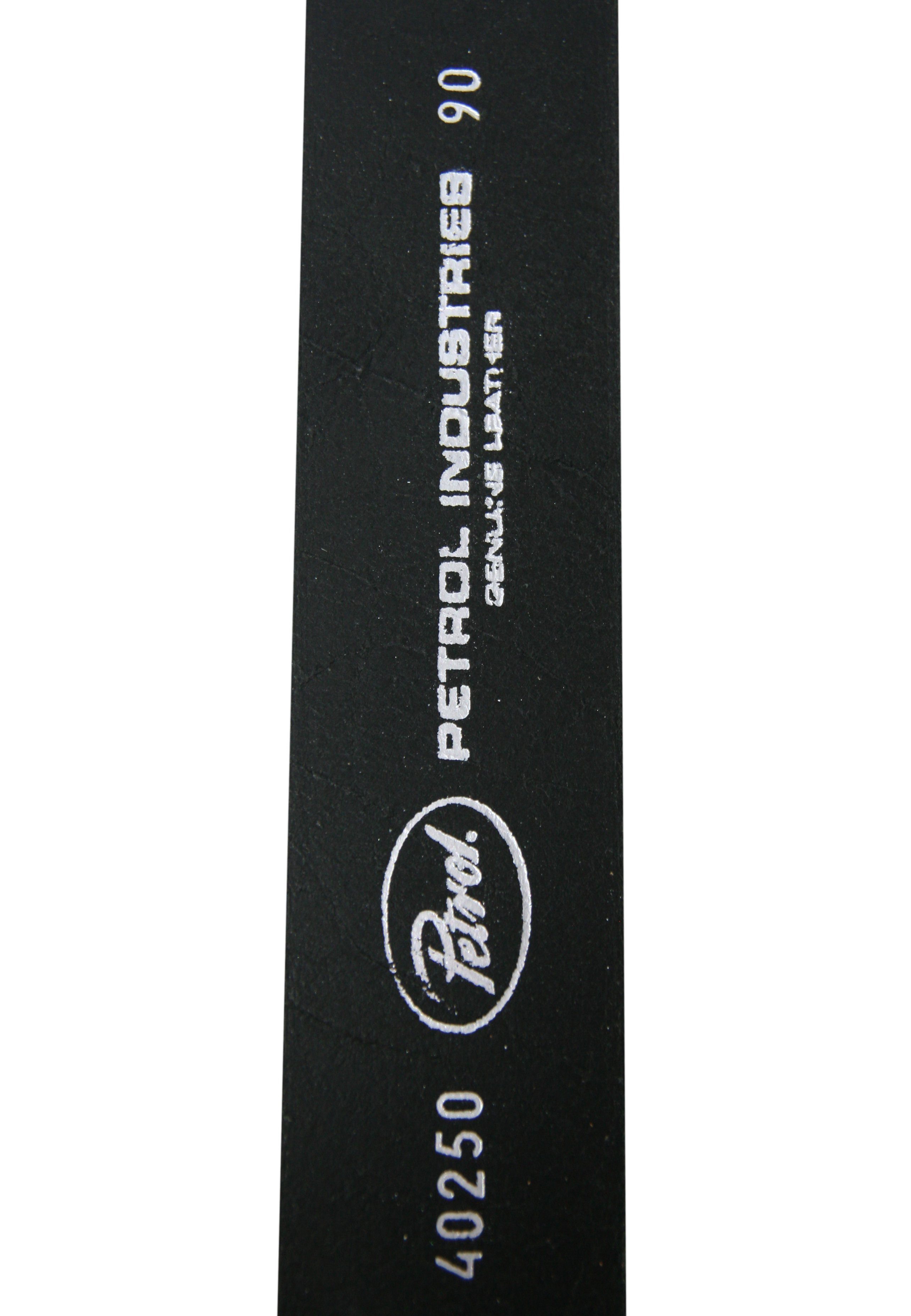 Petrol Industries schwarz Markengravur mit schicker Ledergürtel