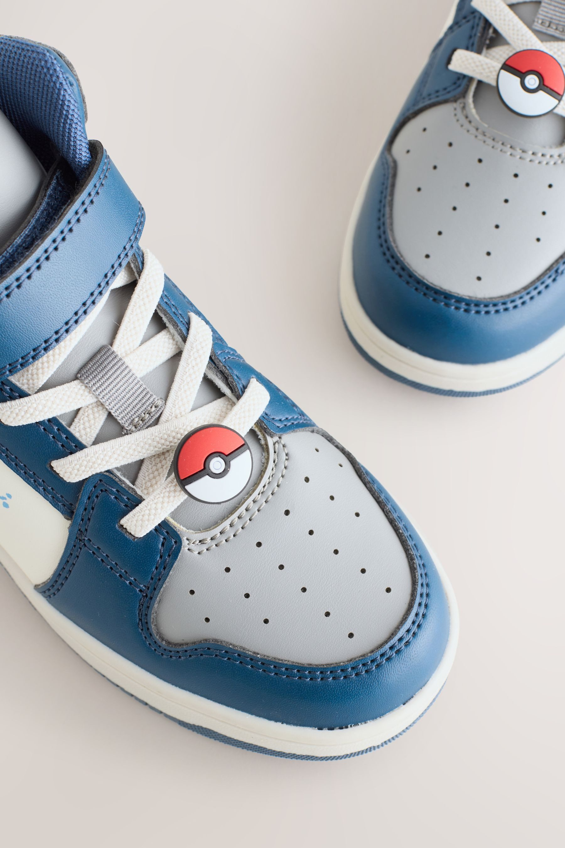Next Pokemon Turnschuh mit hohem Schaft Sneaker (1-tlg)