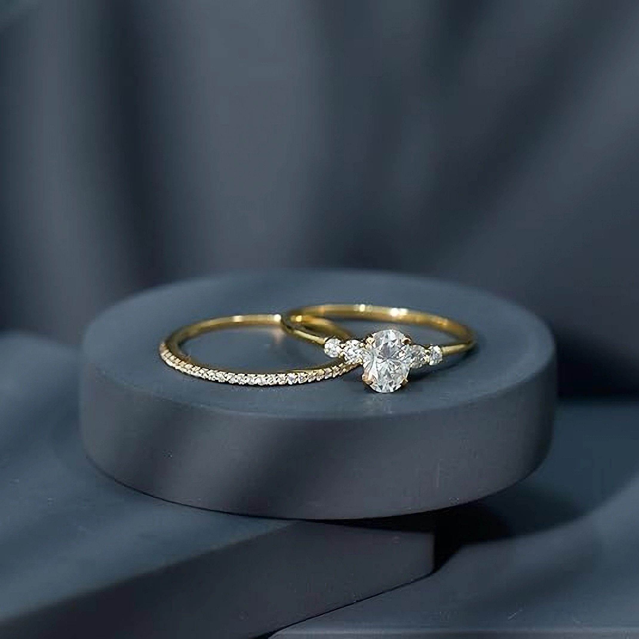Jumpeak Diamantring 585 Gold, 1ct oval Diamant aus Labor, exquisites Ehering-Set, stapelbar, D VS1 2EX,  Mit IGI , Ein Geschenk für meine Geliebte
