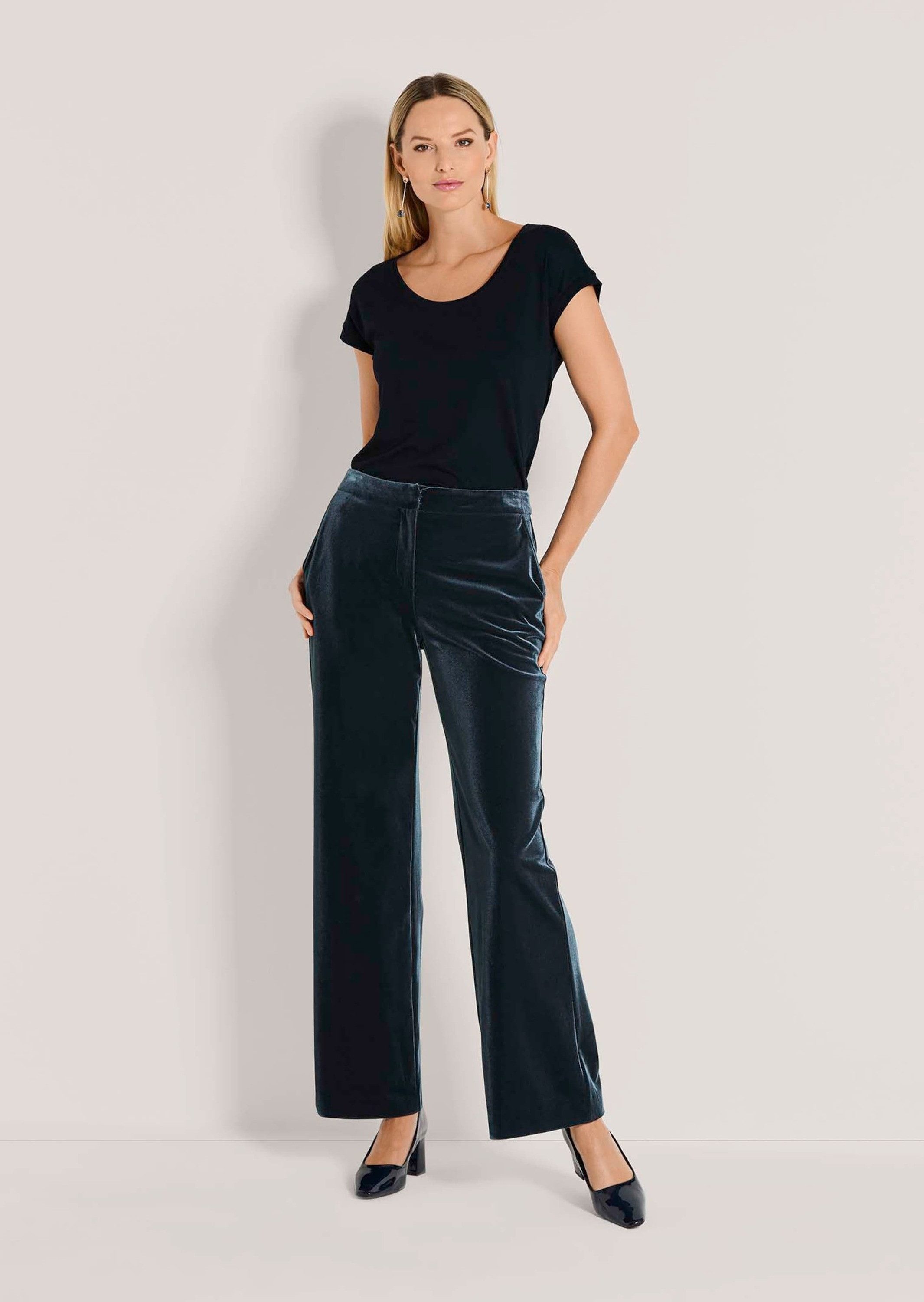 MADELEINE Palazzohose Elegante Hose mit luxuriösem Touch Weite Silhouette mit samtigen Glanz, breiter Formbund