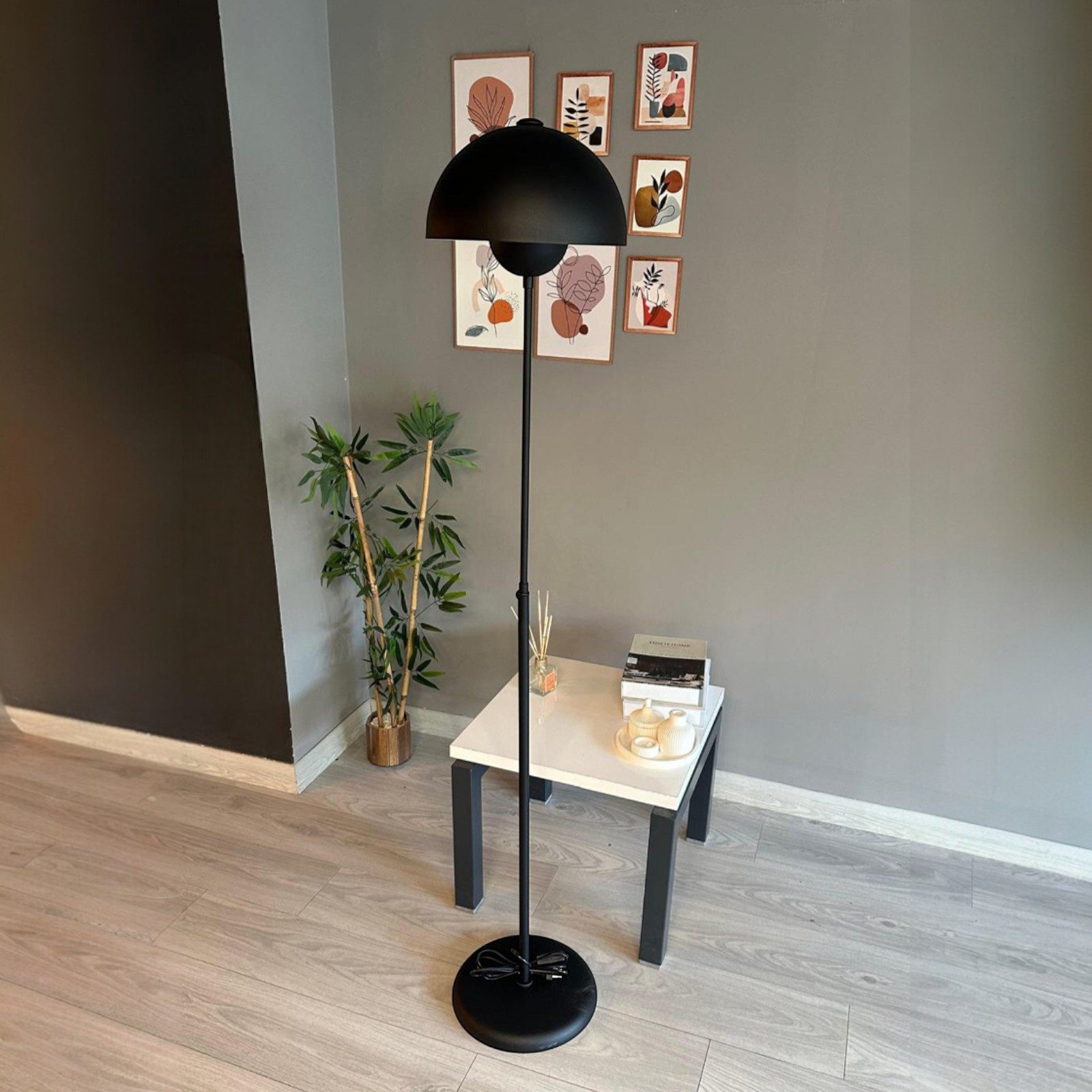 Bamyum Stehlampe Vega Modern Dekorative Metall Stehlampe, ohne Leuchtmittel