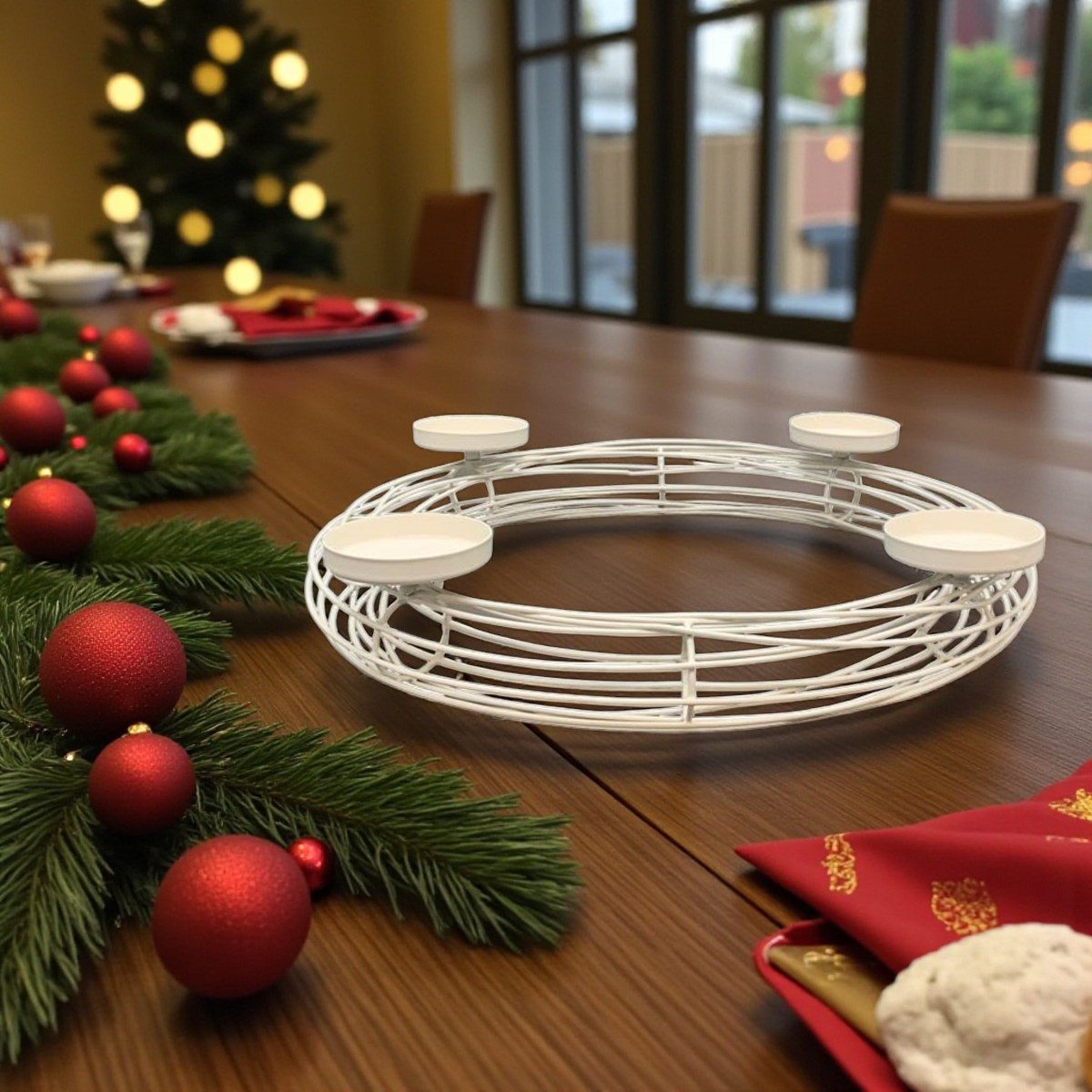 Macosa Home Adventskranz Cremeweiß Metall 47 cm modern elegantes Adventsgesteck, 4 Kerzenhalter Tisch-Dekoration Advent