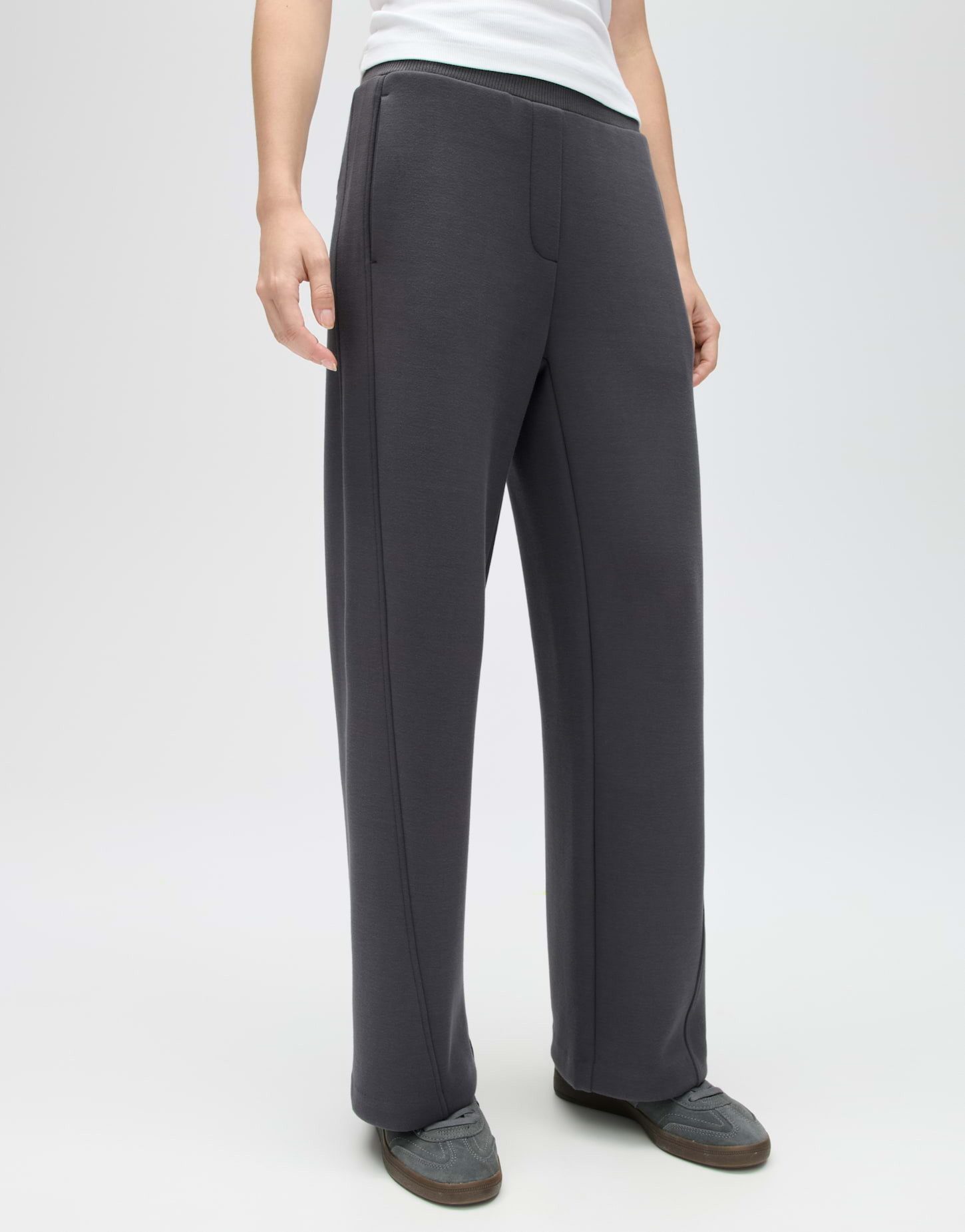 OPUS Stoffhose Maikito club curve aus Sweatware mit weichem Griff Weiter, gerader Beinverlauf mit weichem Griff und Gummibund