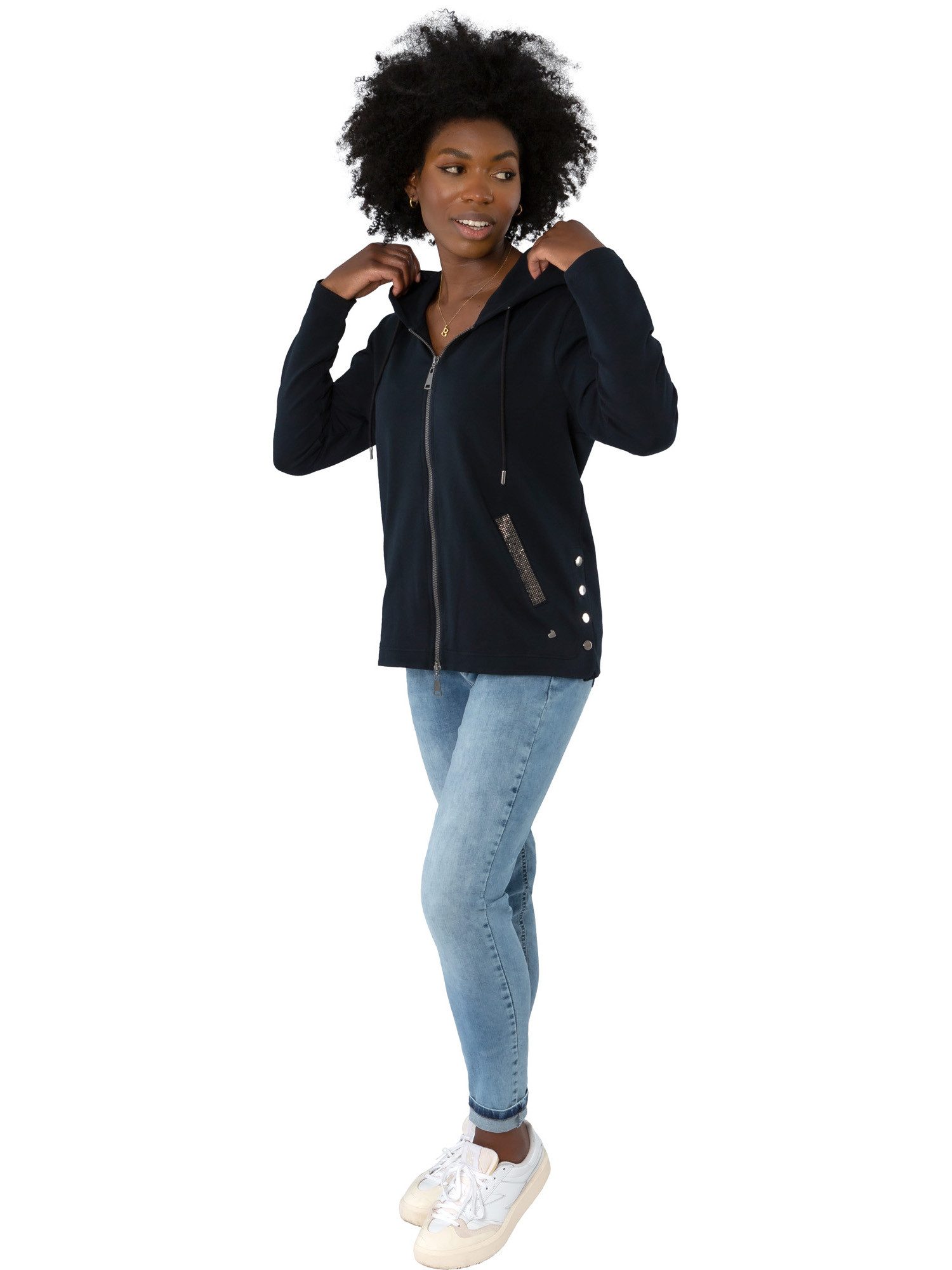 Gio Milano Sweatjacke G30-9101, mit seitlichen Druckknöpfen und Strassbesat günstig online kaufen