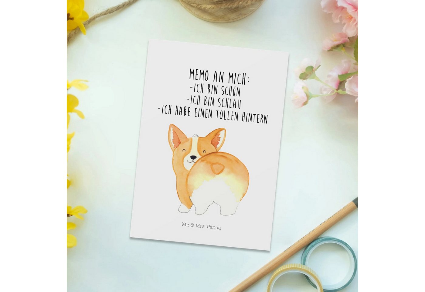Thumbnail - Mr. & Mrs. Panda Postkarte Corgi Po - Weiß - Geschenk, Grußkarte, Haustier, Einladungskarte, Tie, Glänzende Vorderseite