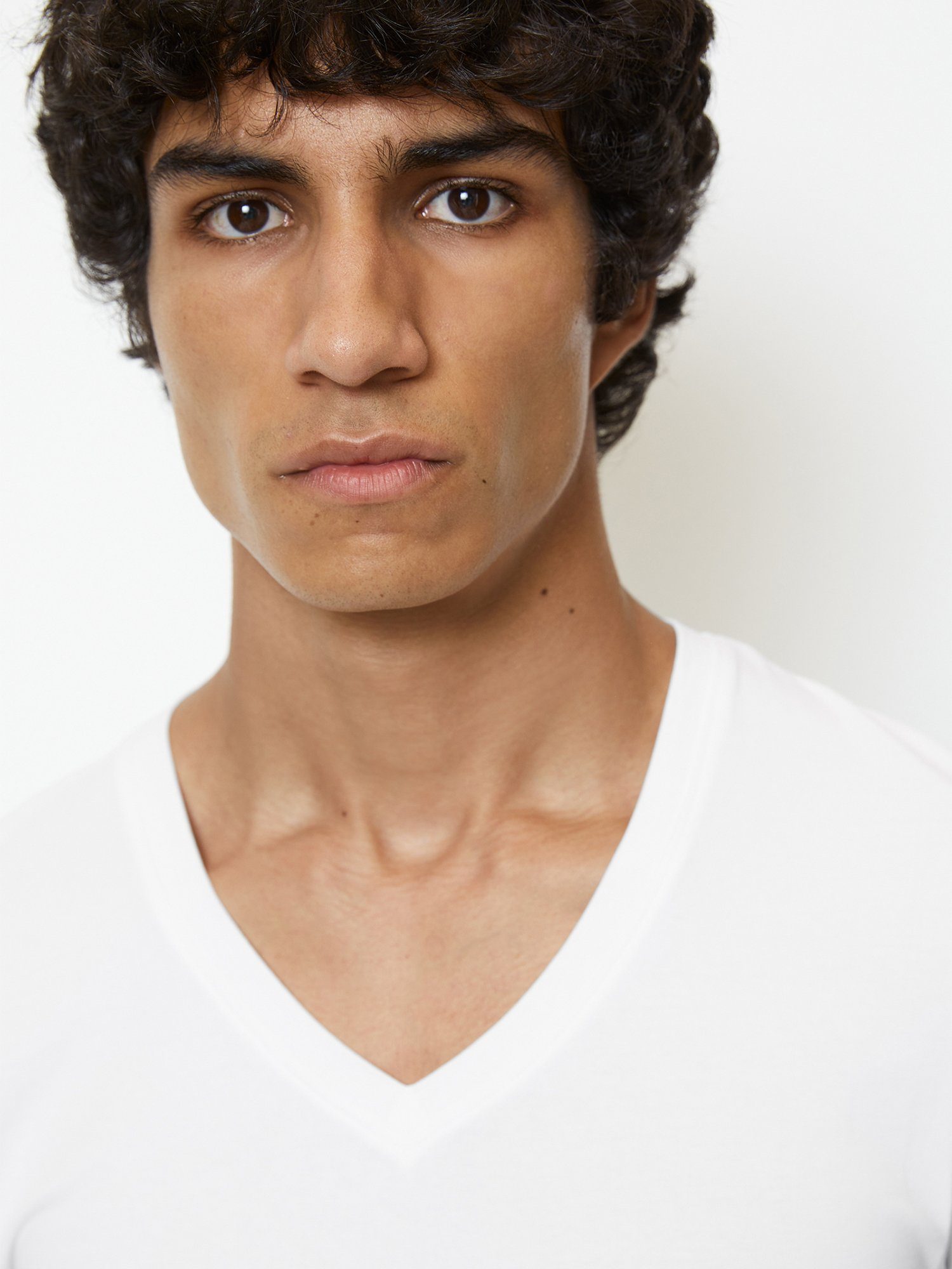 Marc O'Polo V-Shirt Essentials (2-tlg) t-shirt v-ausschnitt v-neck
