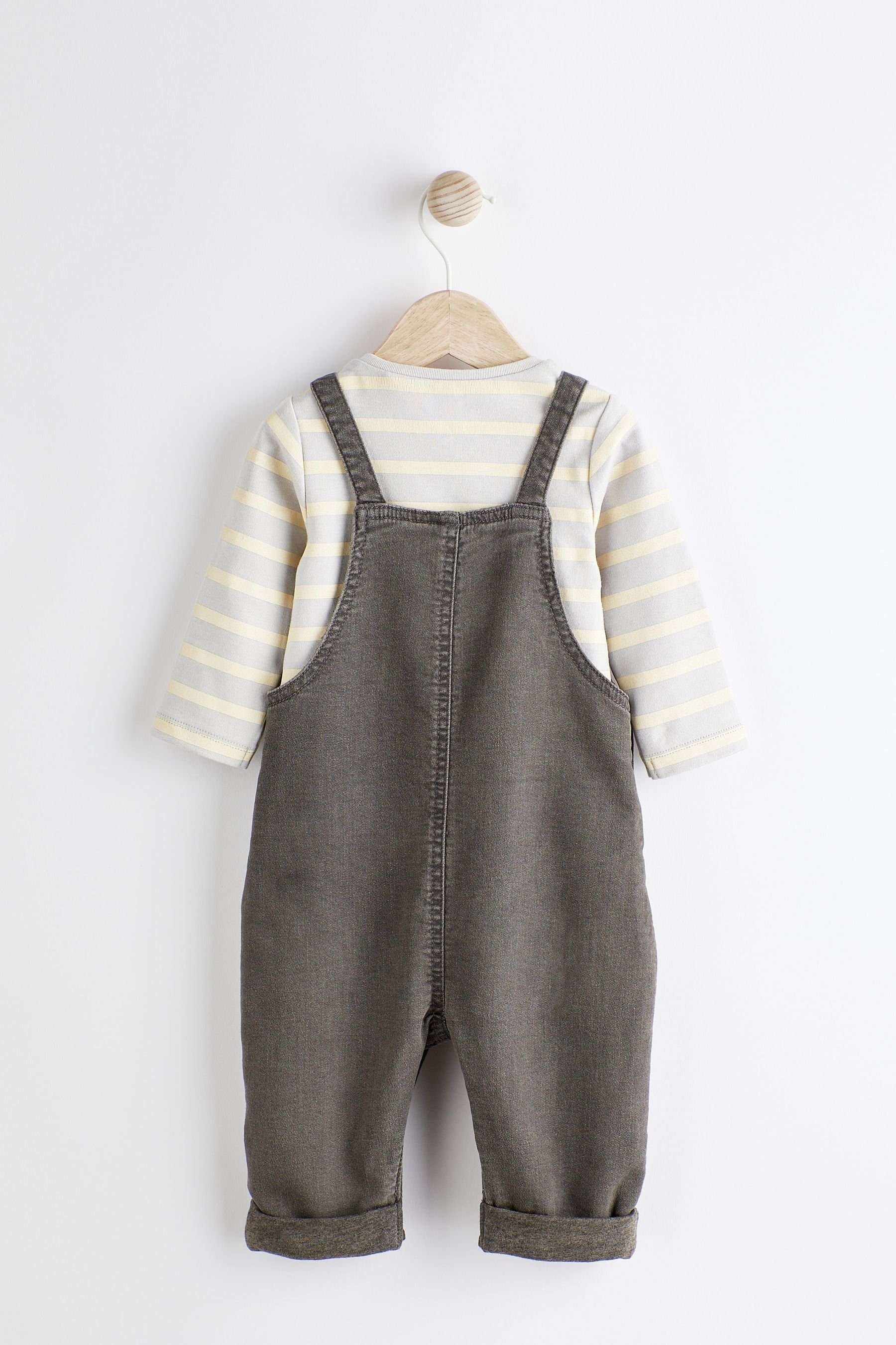 Next Body & Hose Baby-Set Jeanslatzhose, (2-tlg) Bodysuit Applikation mit Charcoal Grey 
