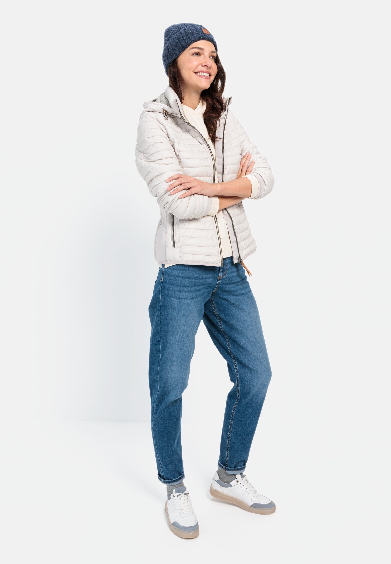 camel active Steppjacke Leichte Steppjacke aus recyceltem Polyamid Langarm Markenlogo