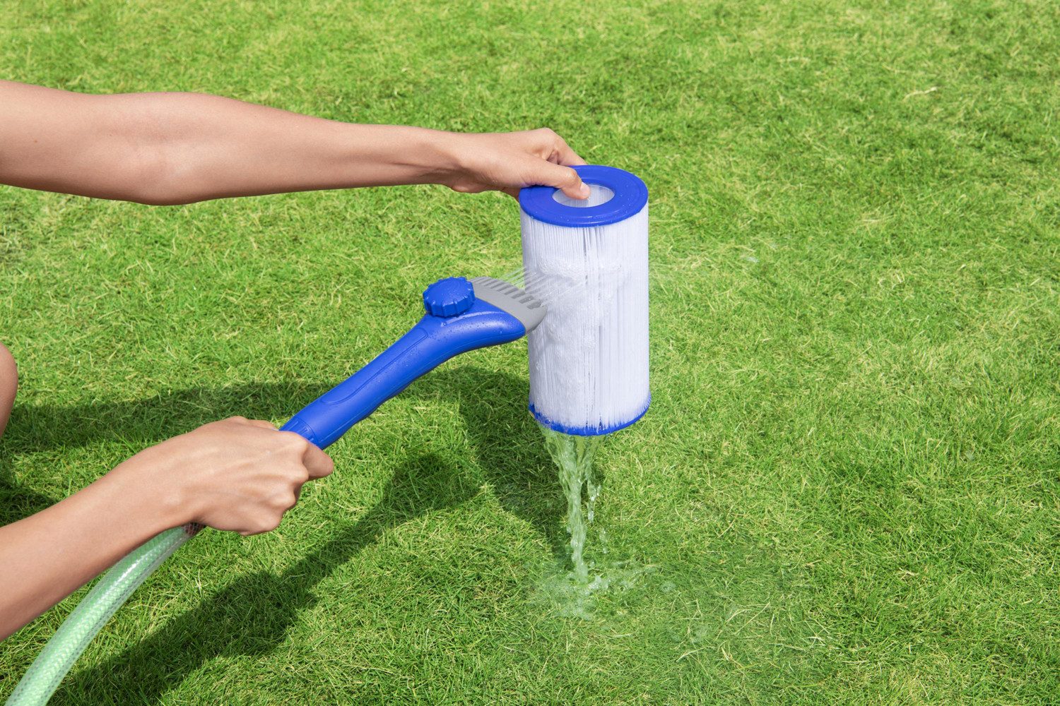 Bestway Pool-Filterkartusche Reinigungsaufsatz AquaLite™ 29,5 x 9 x 6 cm, Zubehör für Kartuschen-Filterpumpen, Feine Lamellenstruktur