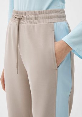 s.Oliver Stoffhose Regular: Jogpants aus Modalmix Logo