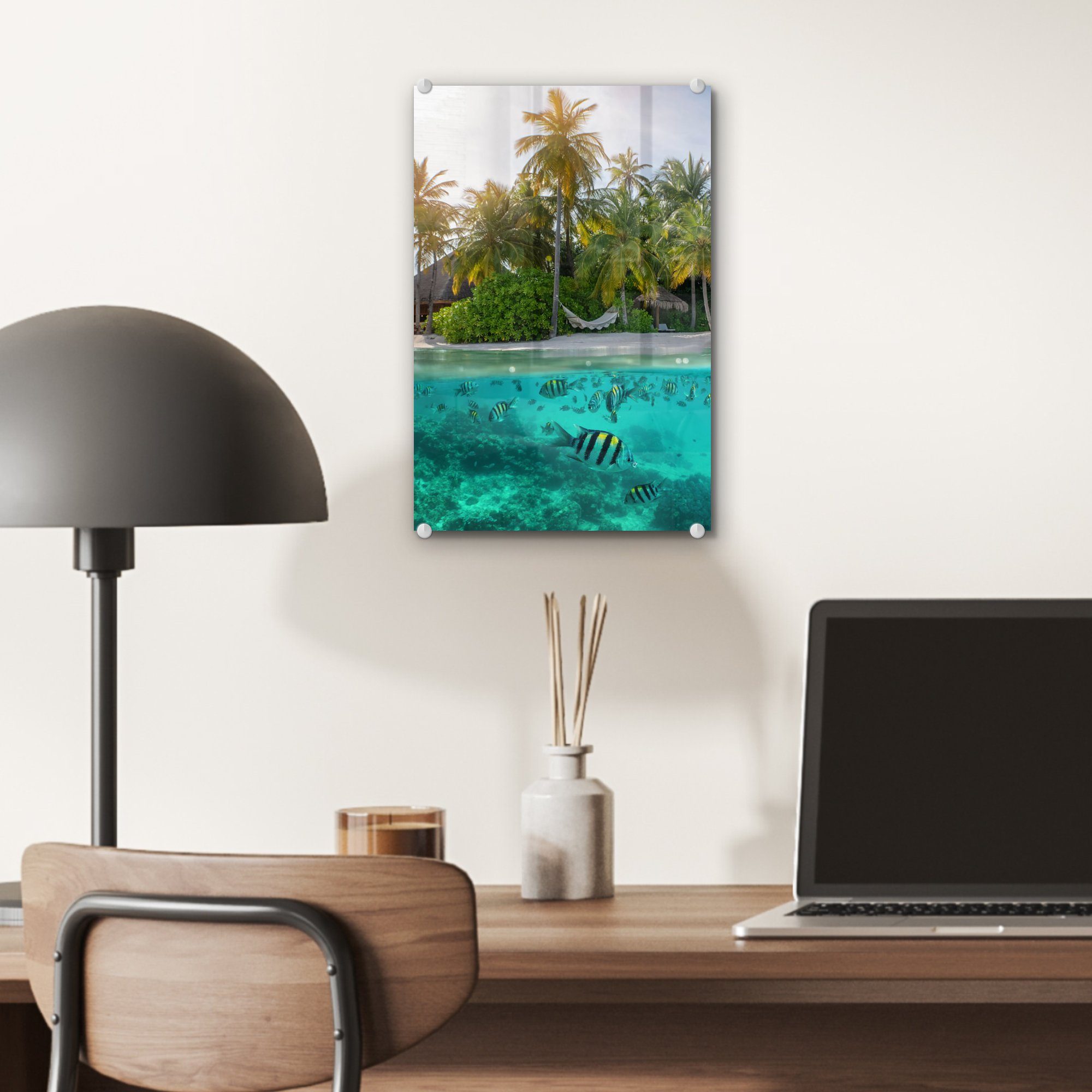 Wandbild - Wanddekoration (1 Bilder - MuchoWow - Glasbilder Fisch - Insel, Glas auf - Acrylglasbild St), - Glas Strand Foto auf Meer bunt