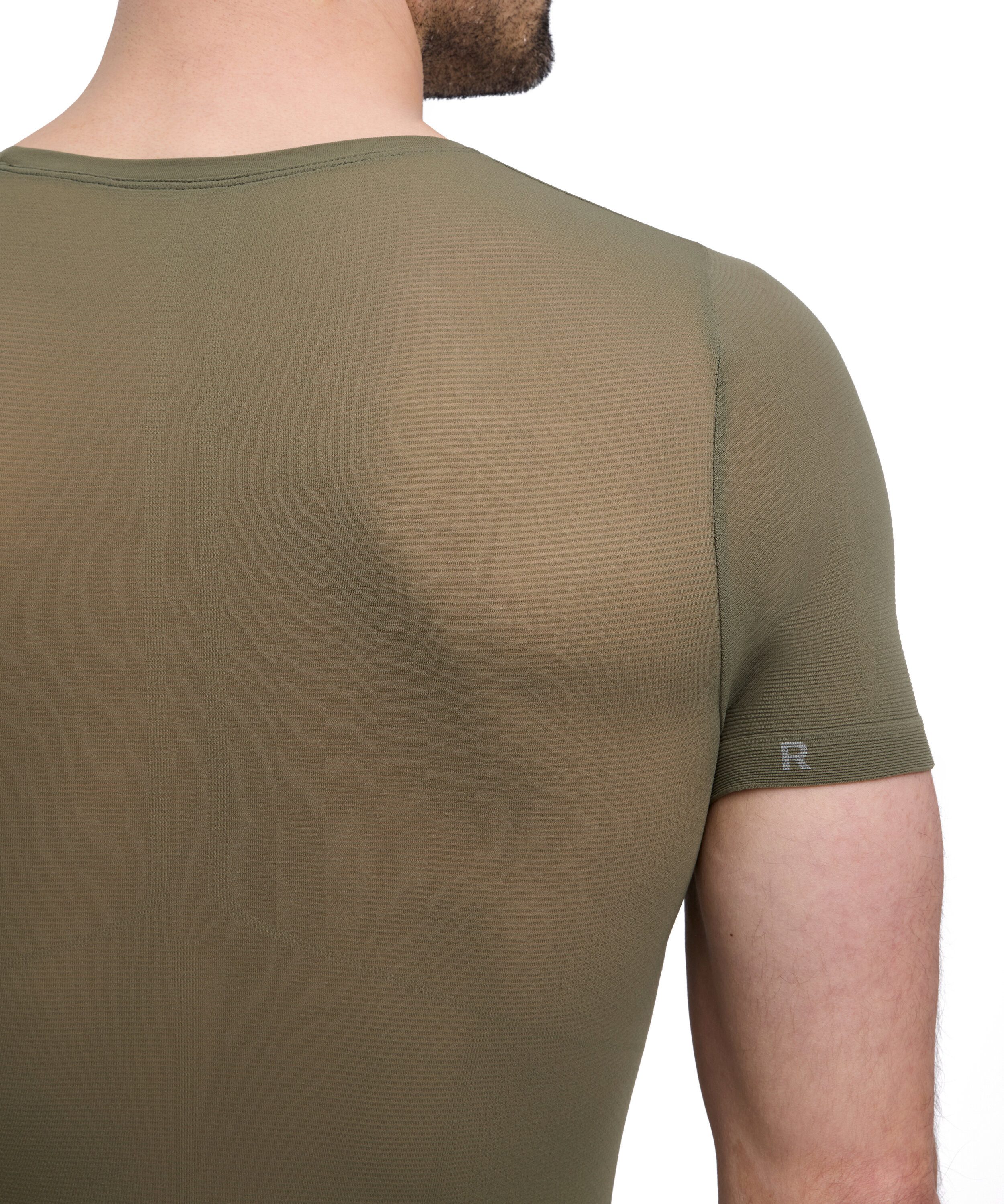 FALKE T-Shirt T-Shirt kühlend für warme Temperaturen (1-tlg., 1) kühlend für warme Temperaturen