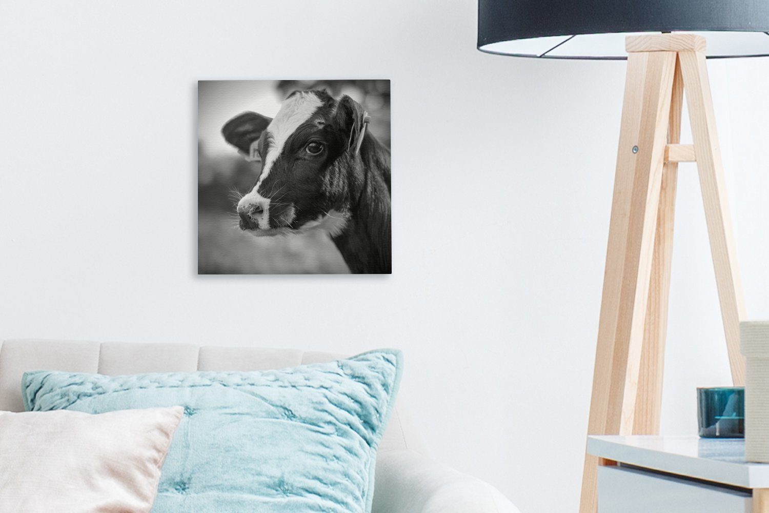 einer St), Bilder - Nahaufnahme Leinwandbild von (1 Leinwand Wohnzimmer Kälbchens Schlafzimmer eines für bunt schwarz-weiß, OneMillionCanvasses® Friesenkuh