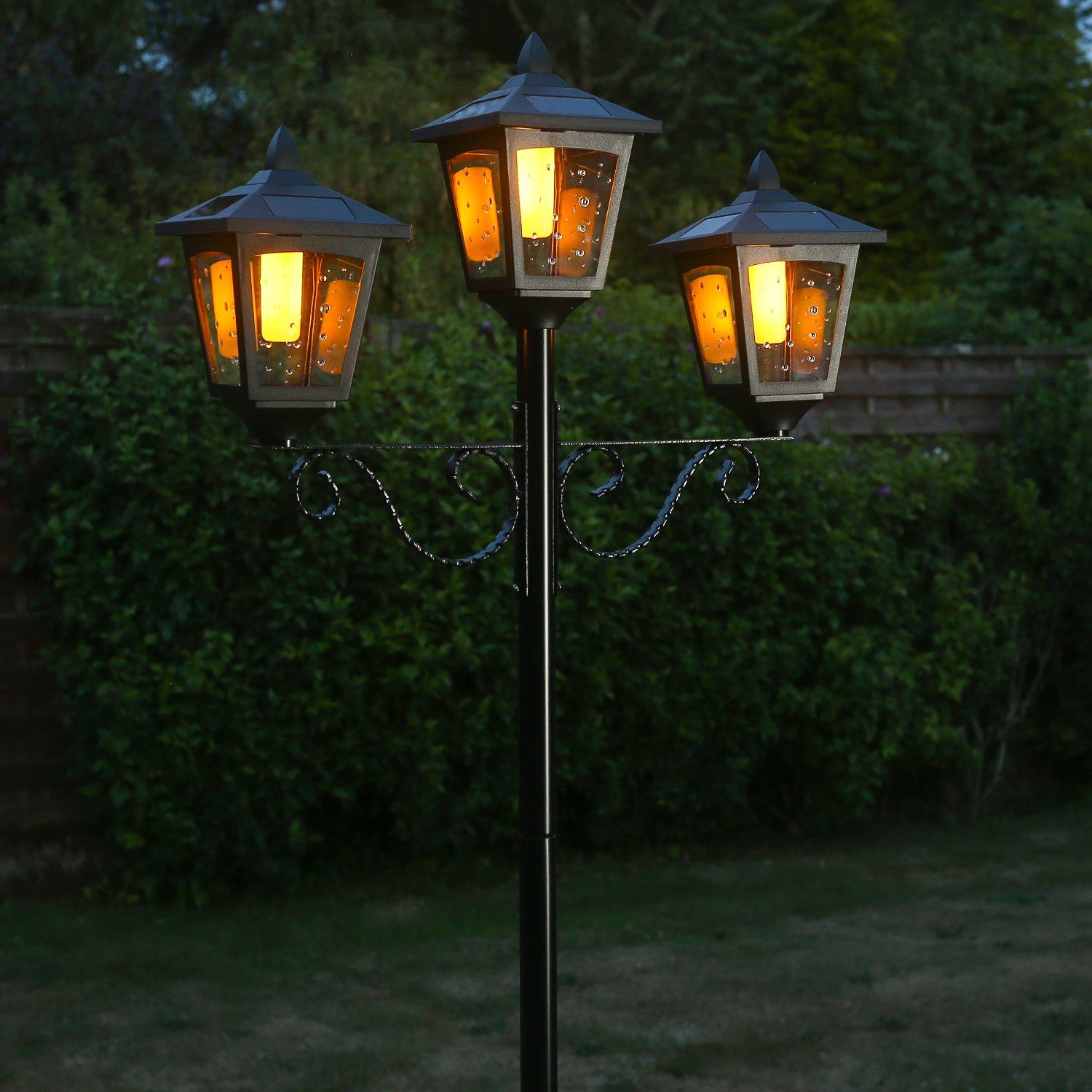MARELIDA LED Laterne LED Solar Laterne flackernd 1,95m Stehlampe Garten  Terrassenleuchte, LED Classic, amber