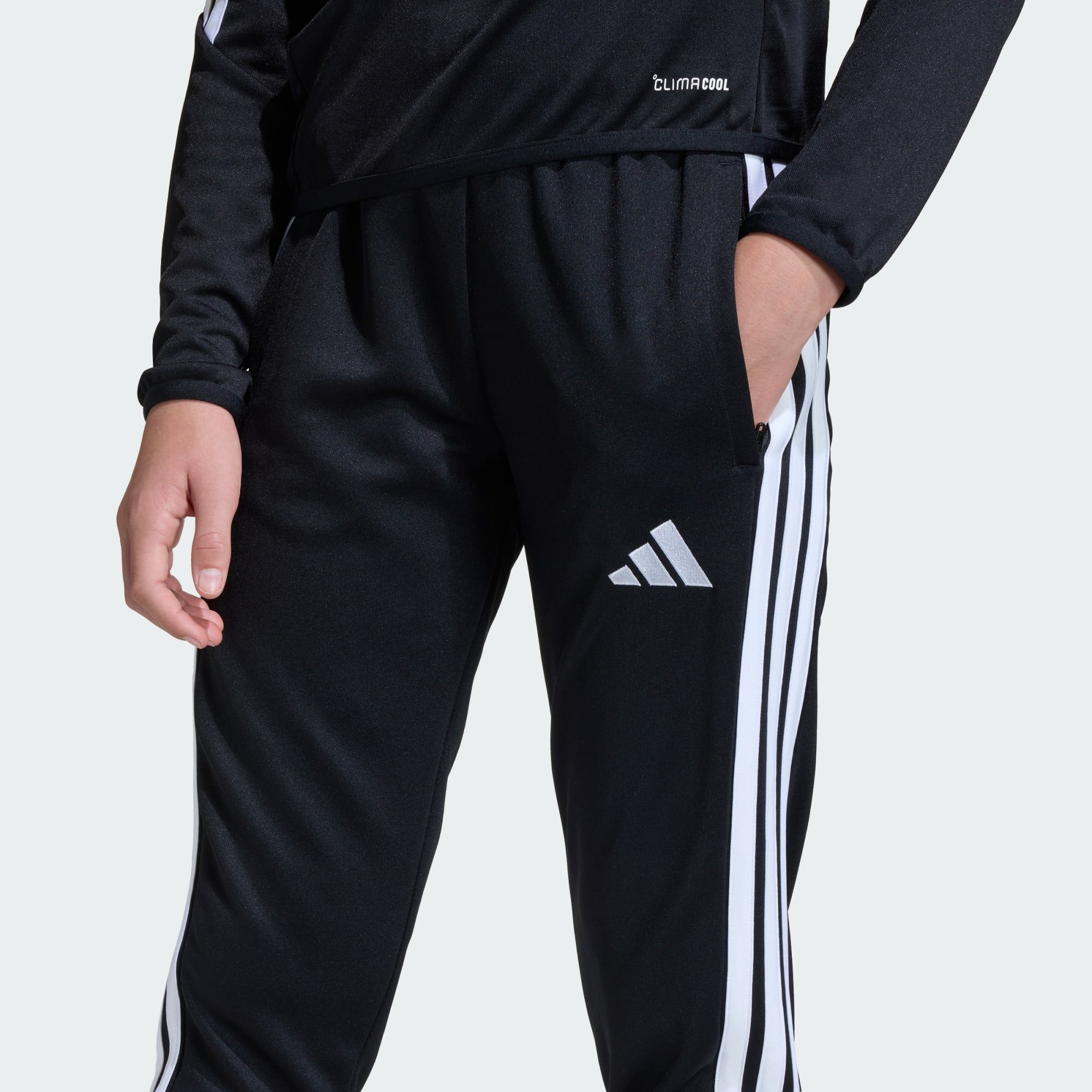 adidas Performance Trainingshose TIRO26 LEAGUE KIDS TRAININGSHOSE, ENGE PASSFORM (1-tlg) – Bild 4 von 5