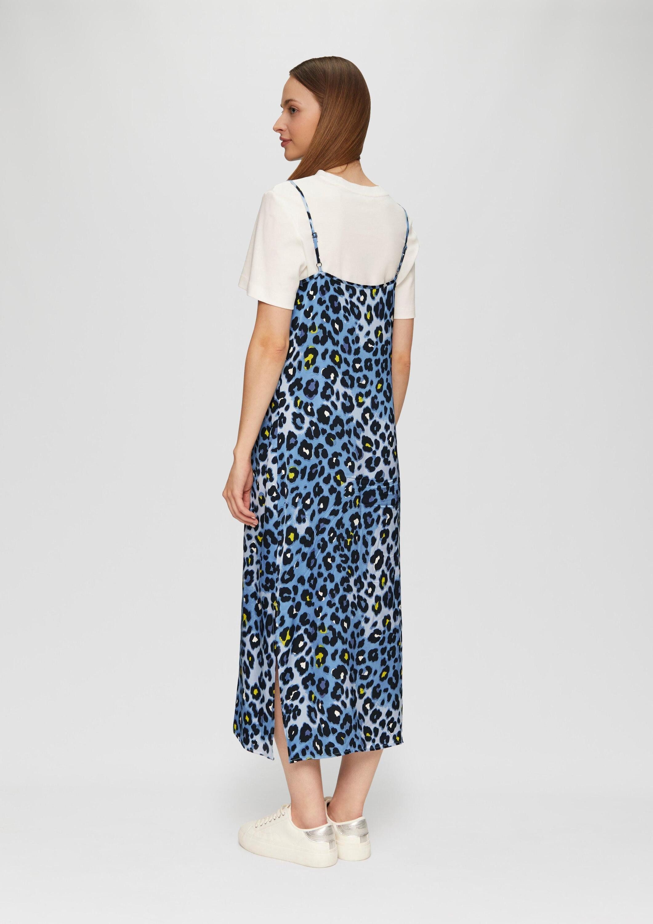 s.Oliver Maxikleid Kleid Spaghettiträger-Kleid aus Satin mit Leo-Muster