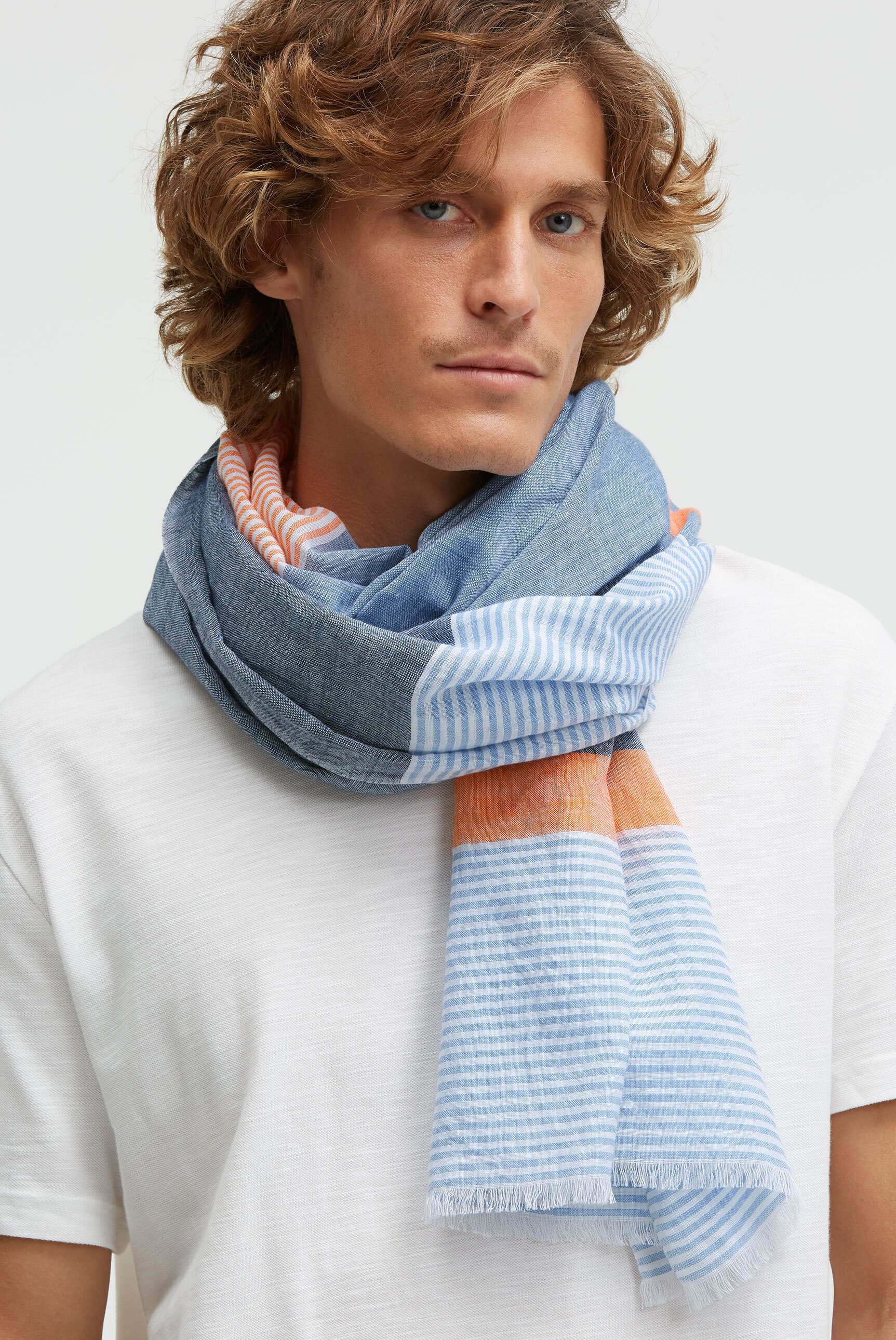 CAMP DAVID Strickschal