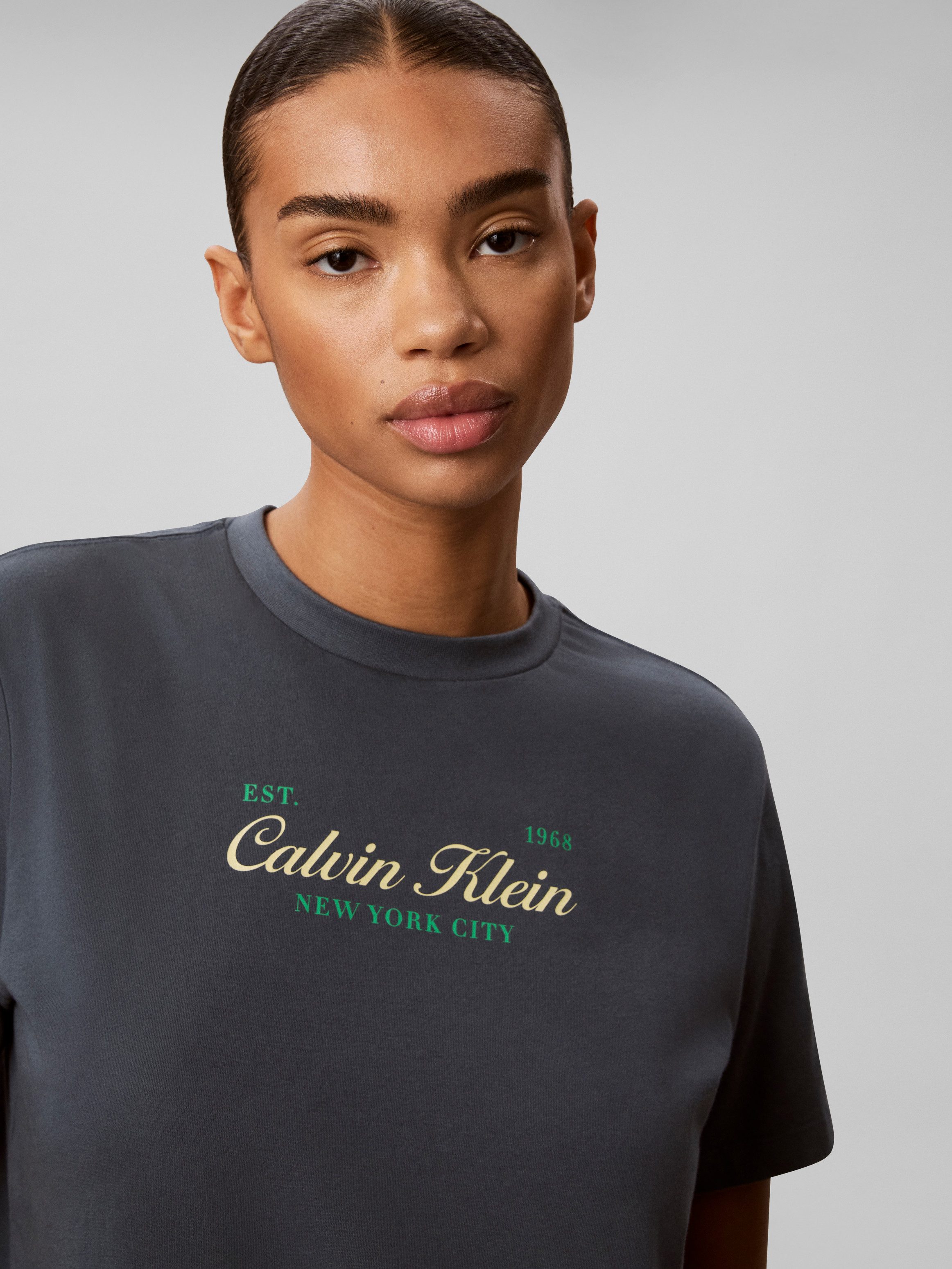 Calvin Klein Jeans T-Shirt Rundhalsausschnitt, Regular Fit, reine Baumwolle – Bild 4 von 5