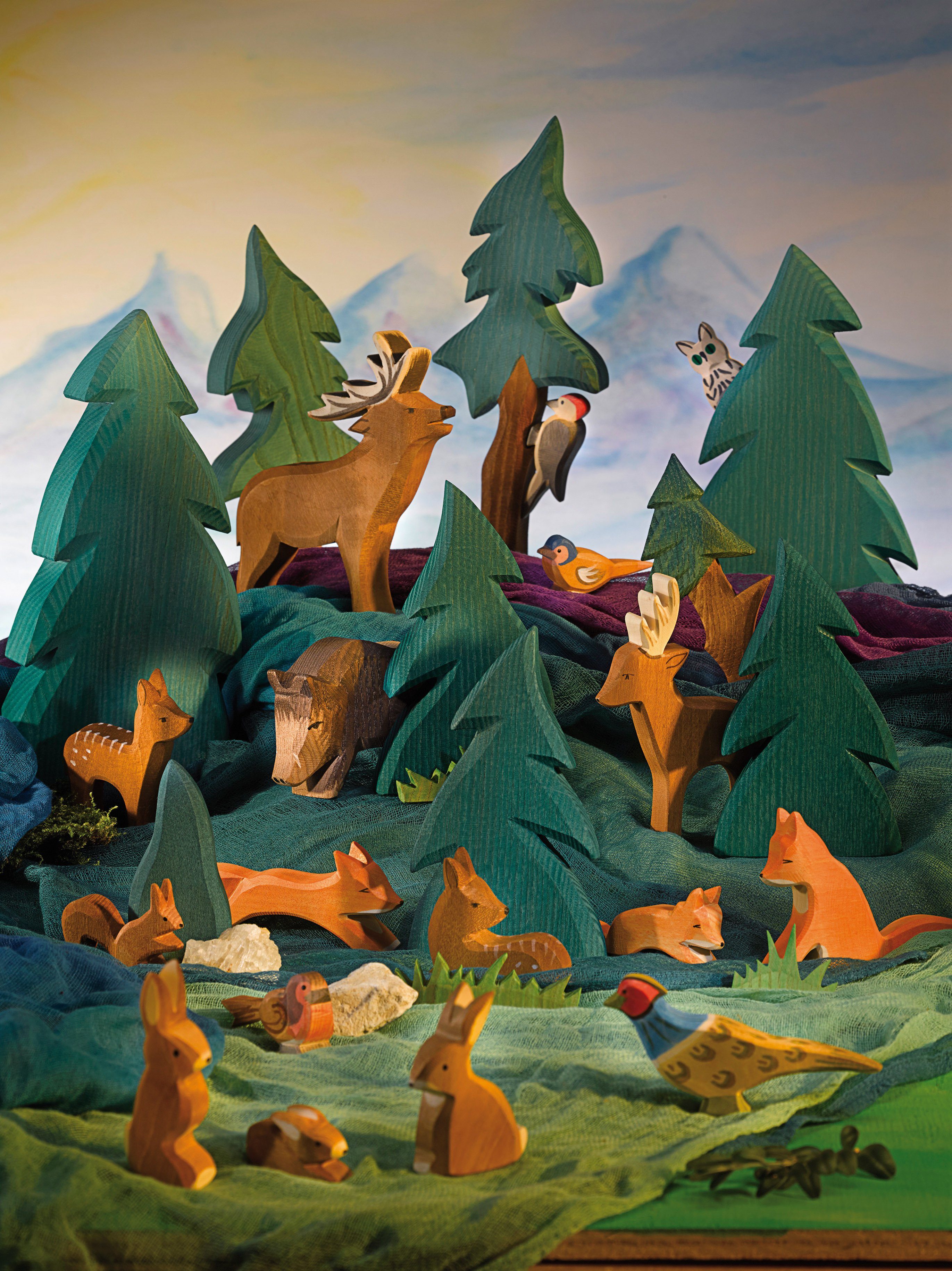 Ostheimer Spielfigur Fuchs groß laufend Holztier Spieltier, (1-tlg), Made in Germany