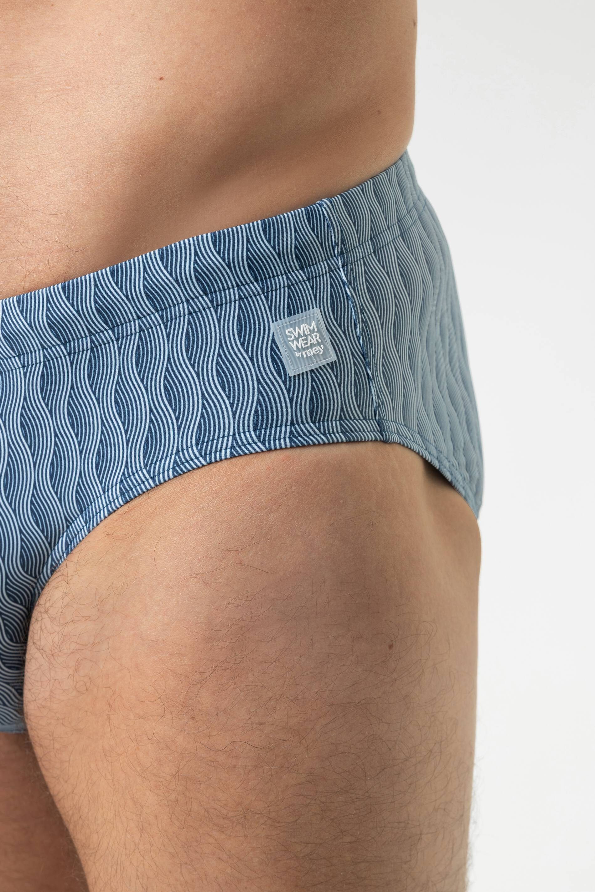 Mey Badeslip Mey Herren Badehose Serie Wave Swing mit Print (1-St) Badepants, Gemustert, Chlorecht, Meerwasser-resistent
