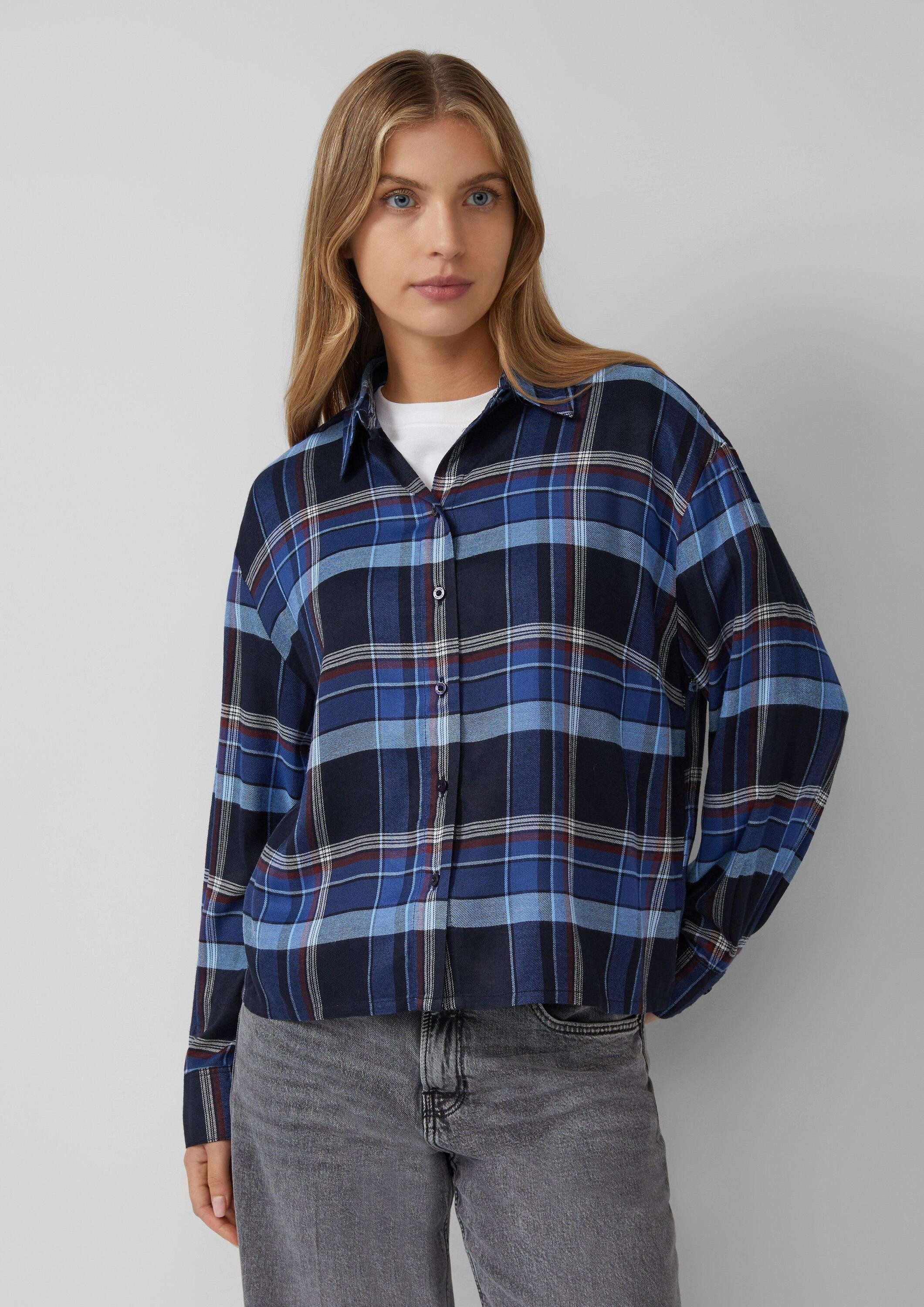 s.Oliver Langarmbluse Bluse Hemdbluse im Relaxed Fit mit Raffung am Rücken