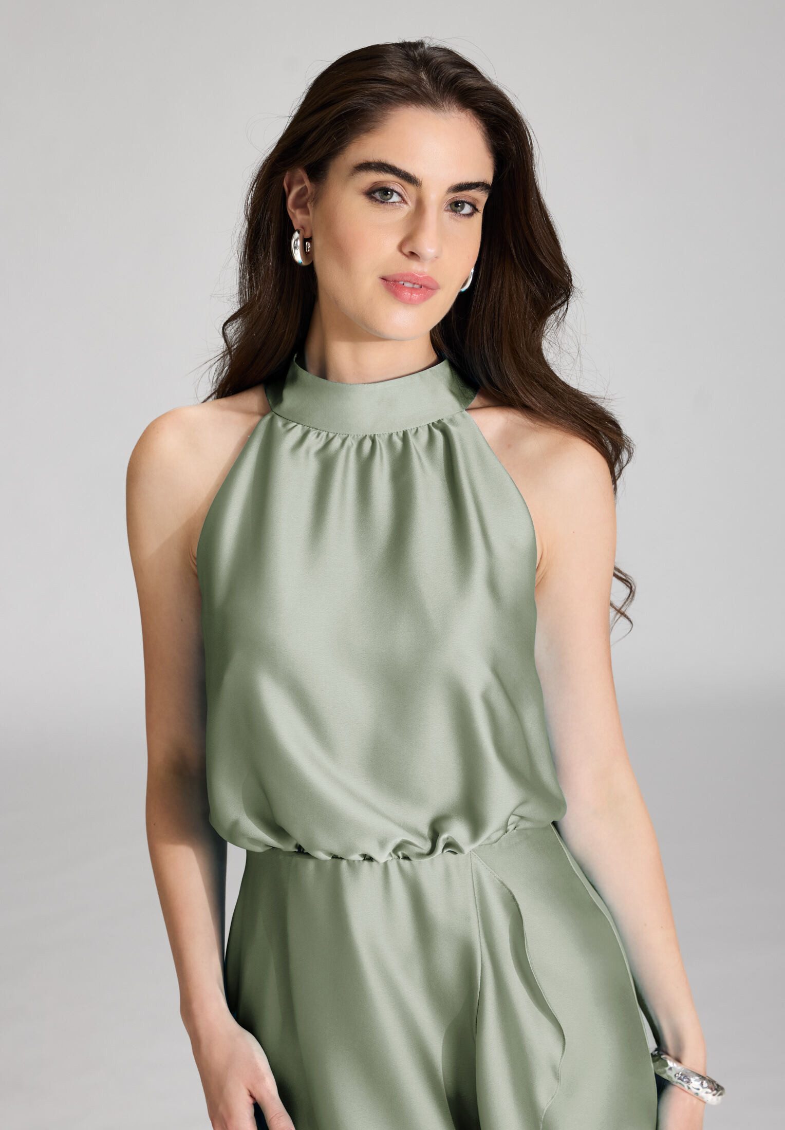 SWING Cocktailkleid - Cocktailkleid aus Satin mit Volant Taillierte Passform mit fließendem Rockteil