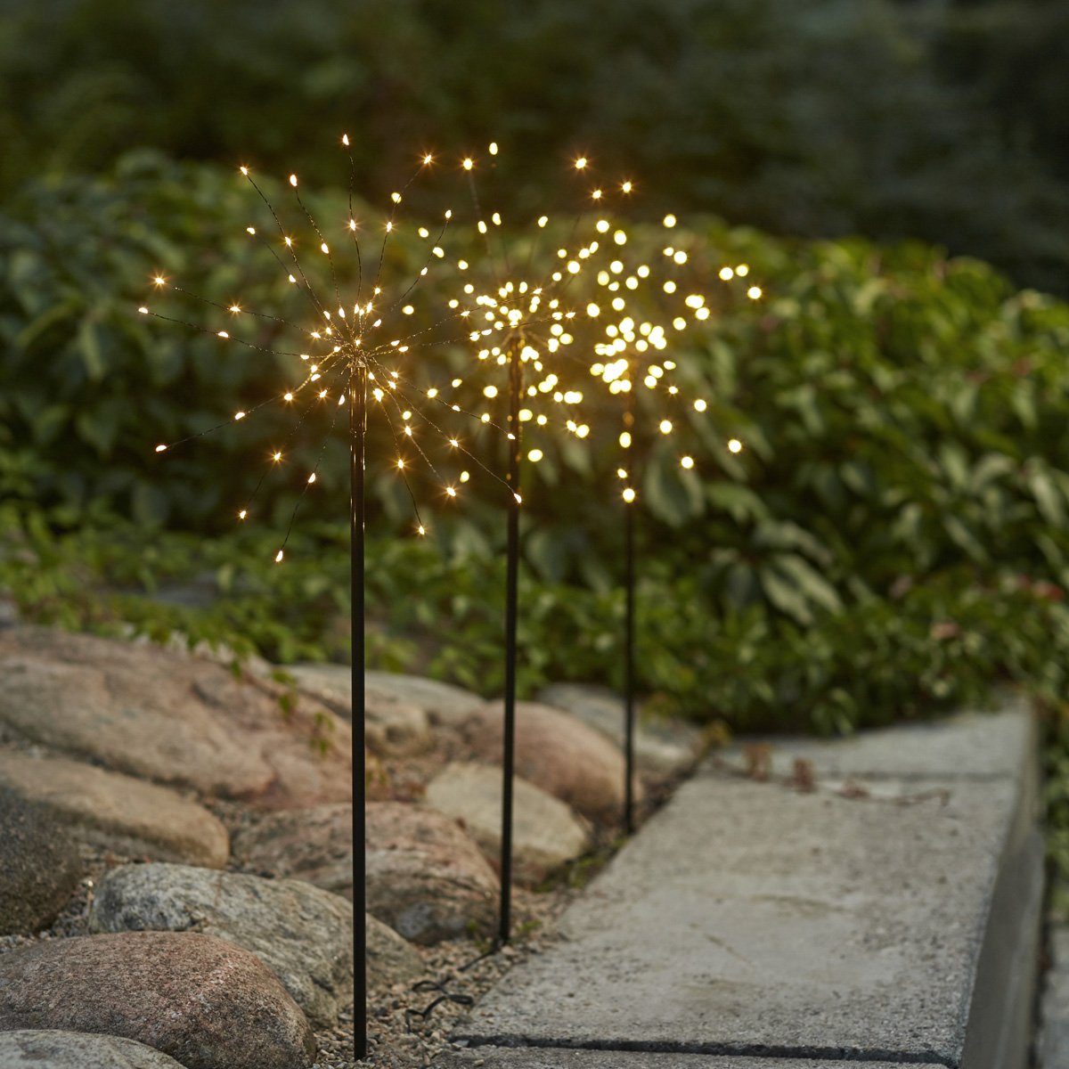 STAR TRADING LED Gartenstrahler LED Gartendekoleuchte FEUERWERK 65cm je 60 warmweiße LED Außen 3St., LED Classic, warmweiß (2100K bis 3000K)