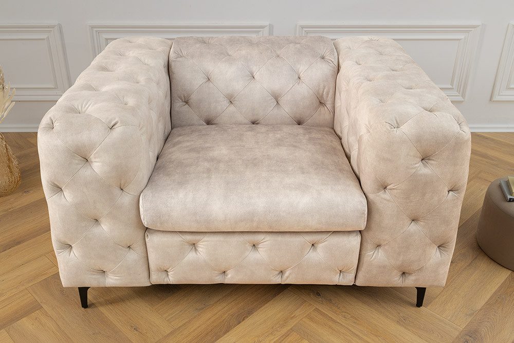 riess-ambiente Chesterfield-Sessel MODERN BAROCK 120cm champagner beige · Samt-Sessel mit Federkern (Einzelartikel, 1-St), Chesterfield · Ziersteppung · Rundum-Bezug · Lesesessel · Metallfüße