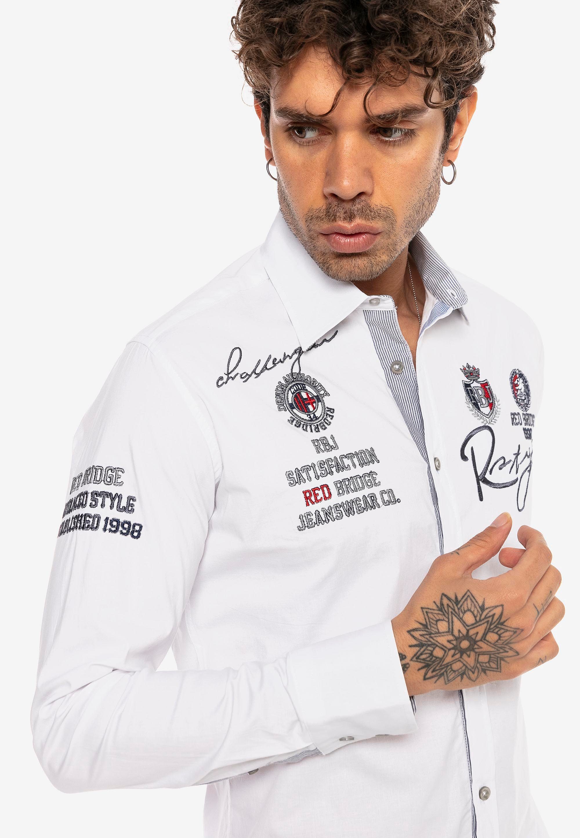 RedBridge Langarmhemd Jersey City Fit-Schnitt im weiß mit Stickerei Slim