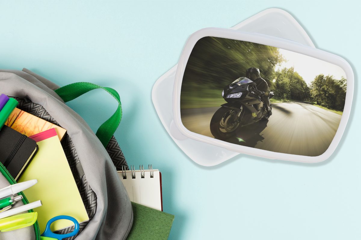 MuchoWow Lunchbox Sportliches Motorrad im weiß für Brotbox für Brotdose, Jungs Sonnenschein, (2-tlg), und Mädchen Kinder Kunststoff, Erwachsene, und