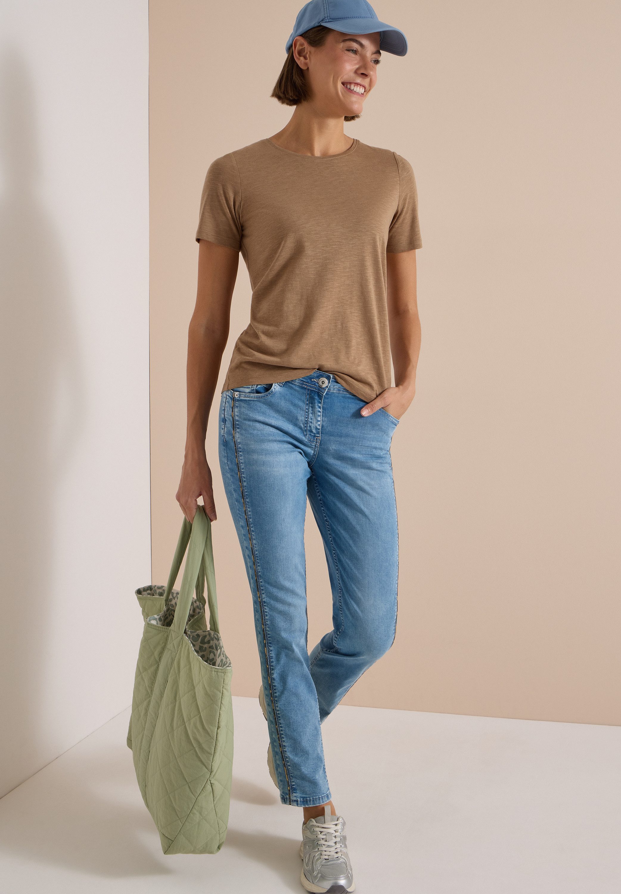 CECIL Straight-Jeans Style Scarlett Straight mit Leo-Pipings / Streifen
