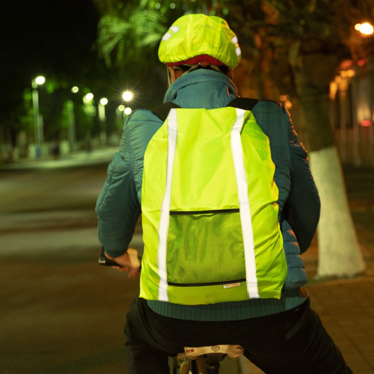 kwmobile Schutzweste Regenschutz Set Rucksack Regenhülle Helmüberzug Neon Helm - Gelb für