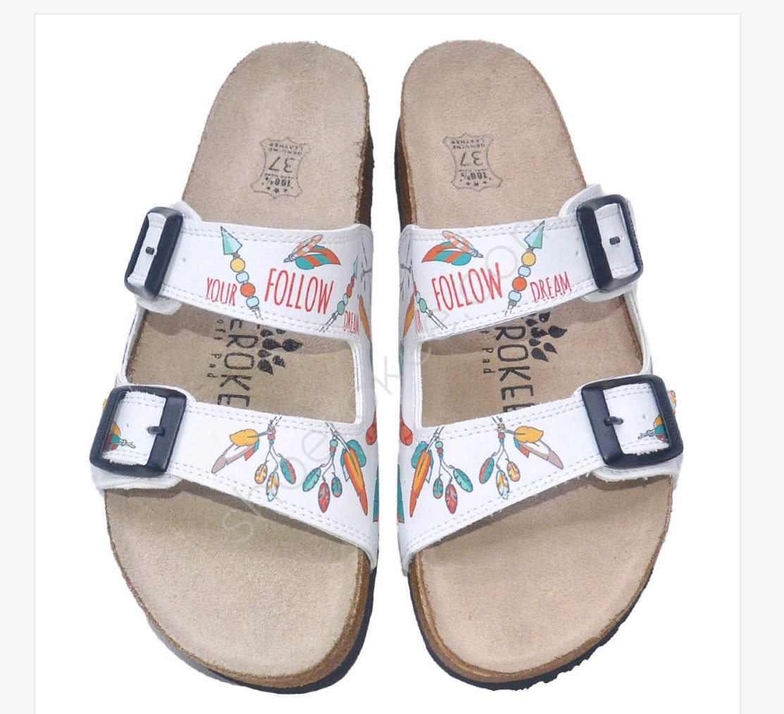 Weiße Sommerschuhe – Strandsandalen mit doppelter Schnalle Sandale