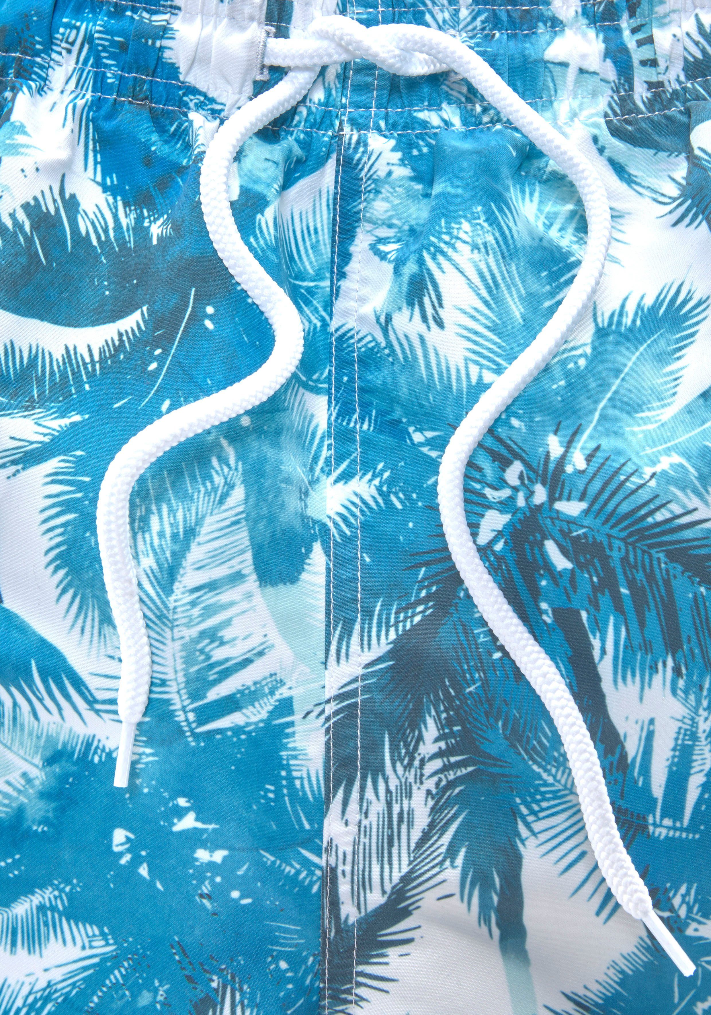 s.Oliver Badeshorts Innenslip, mit kleiner Innentasche, Gesäßtasche mit Klettverschluss