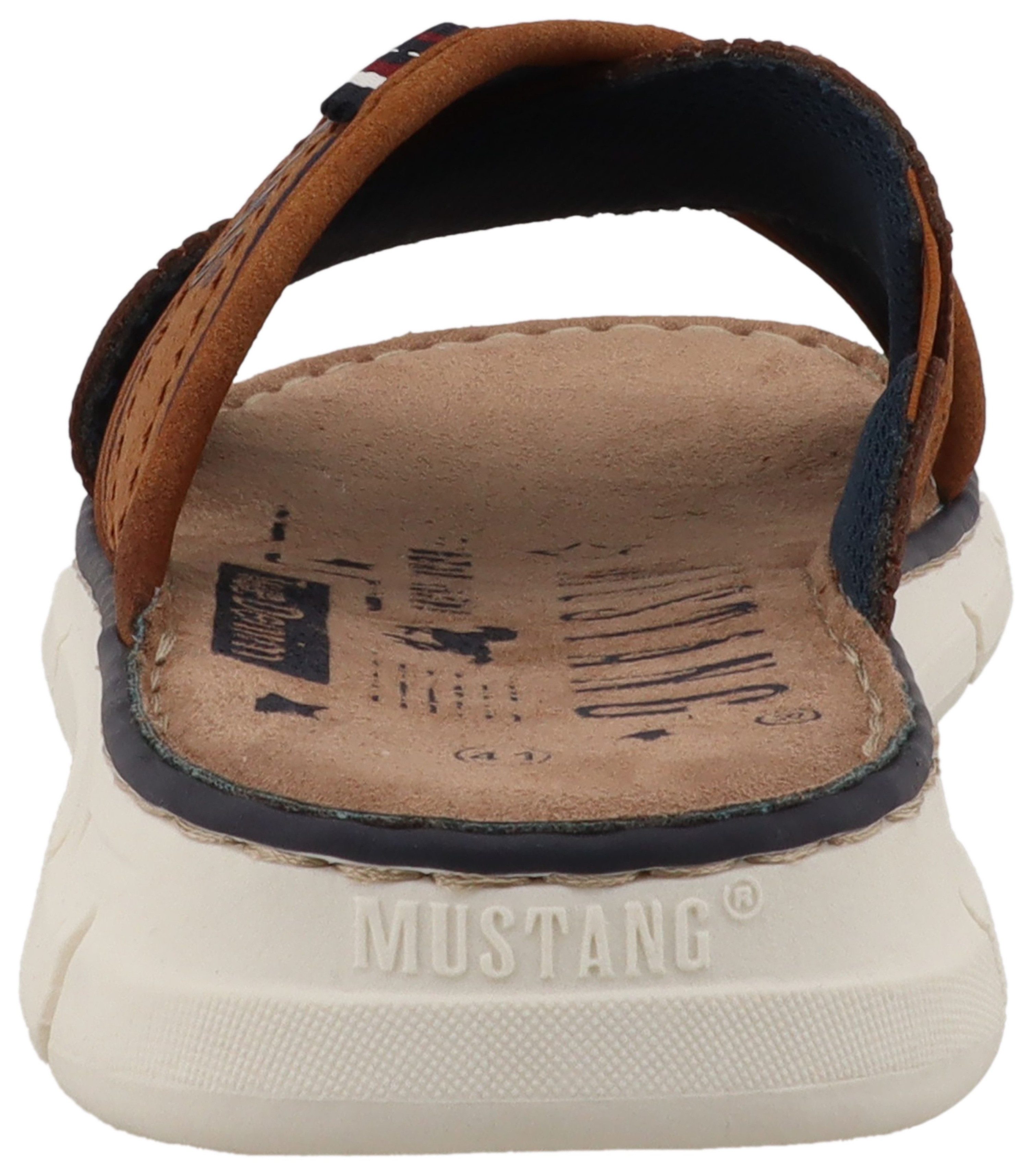 Mustang Shoes Emiliano Pantolette Sommerschuh, Schlupfschuh mit Logoschriftzug