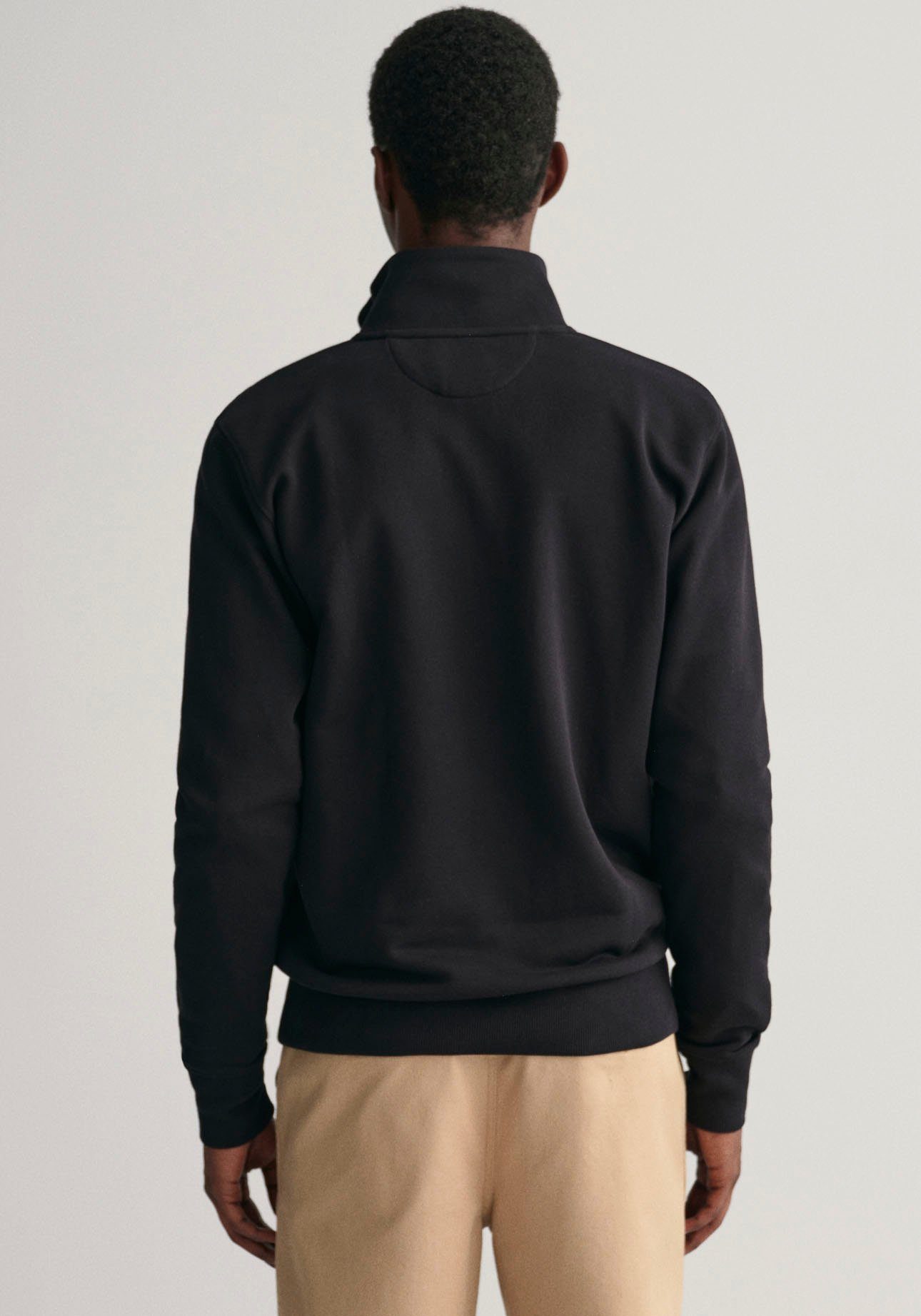 Gant SHIELD Brust FULL black mit auf ZIP SWEAT Sweatshirt der Logostickerei REG