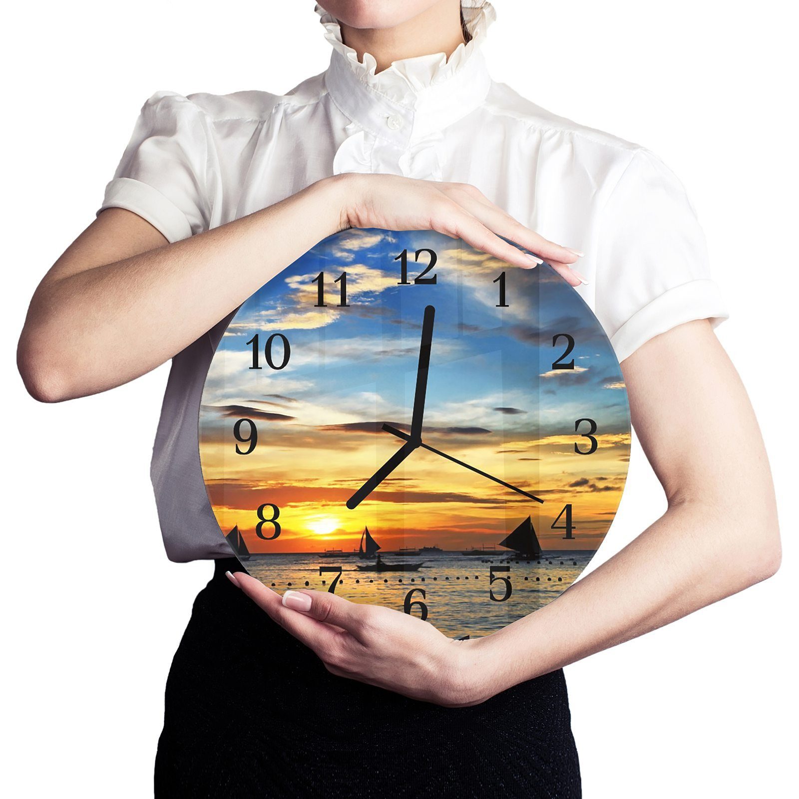 Primedeco Wanduhr Wanduhr Sonnenuntergang - mit Rund Durchmesser und 30 aus im Motiv Glas mit Quarzuhrwerk cm Segelschiffe