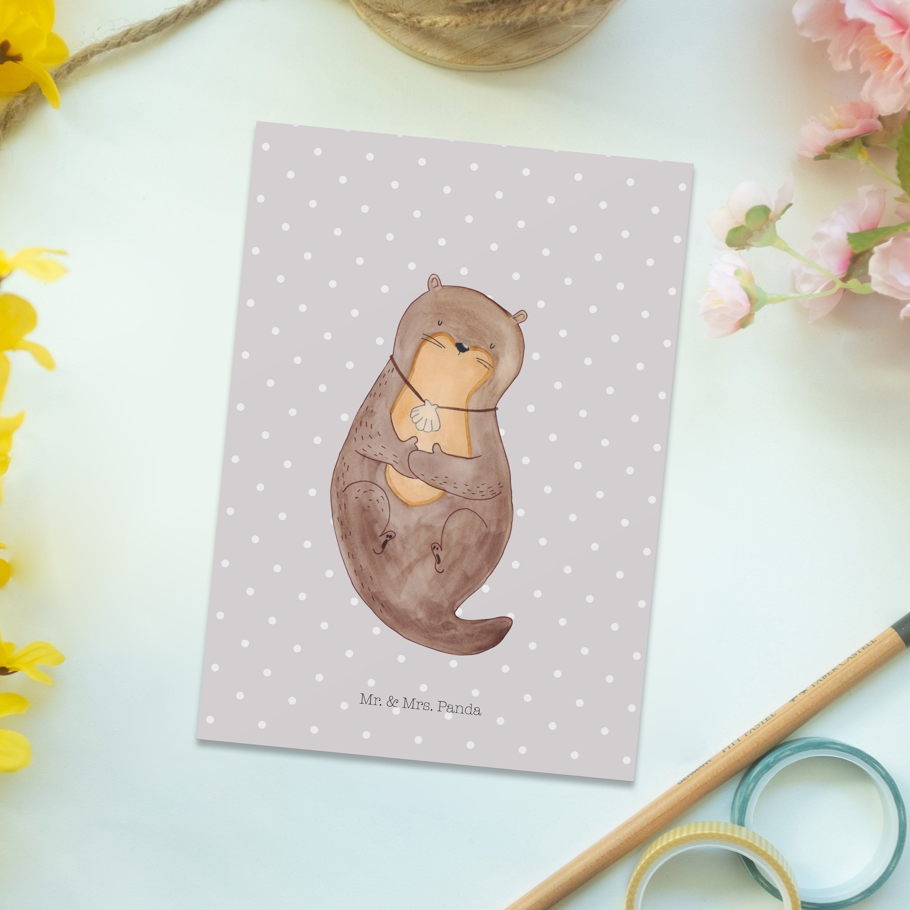 Otter mit Pastell Geschenk, Mr. Panda Grau Otterliebe, Mrs. - Muschelmedaillon Postkarte & Mot -