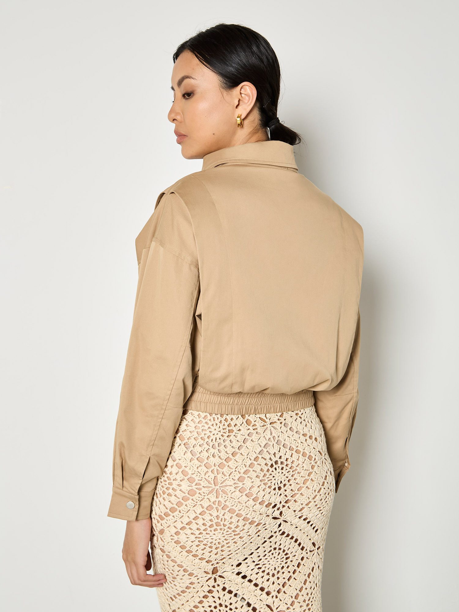 Apricot Kurzjacke Bomberjacke mit Falten – Bild 3 von 5