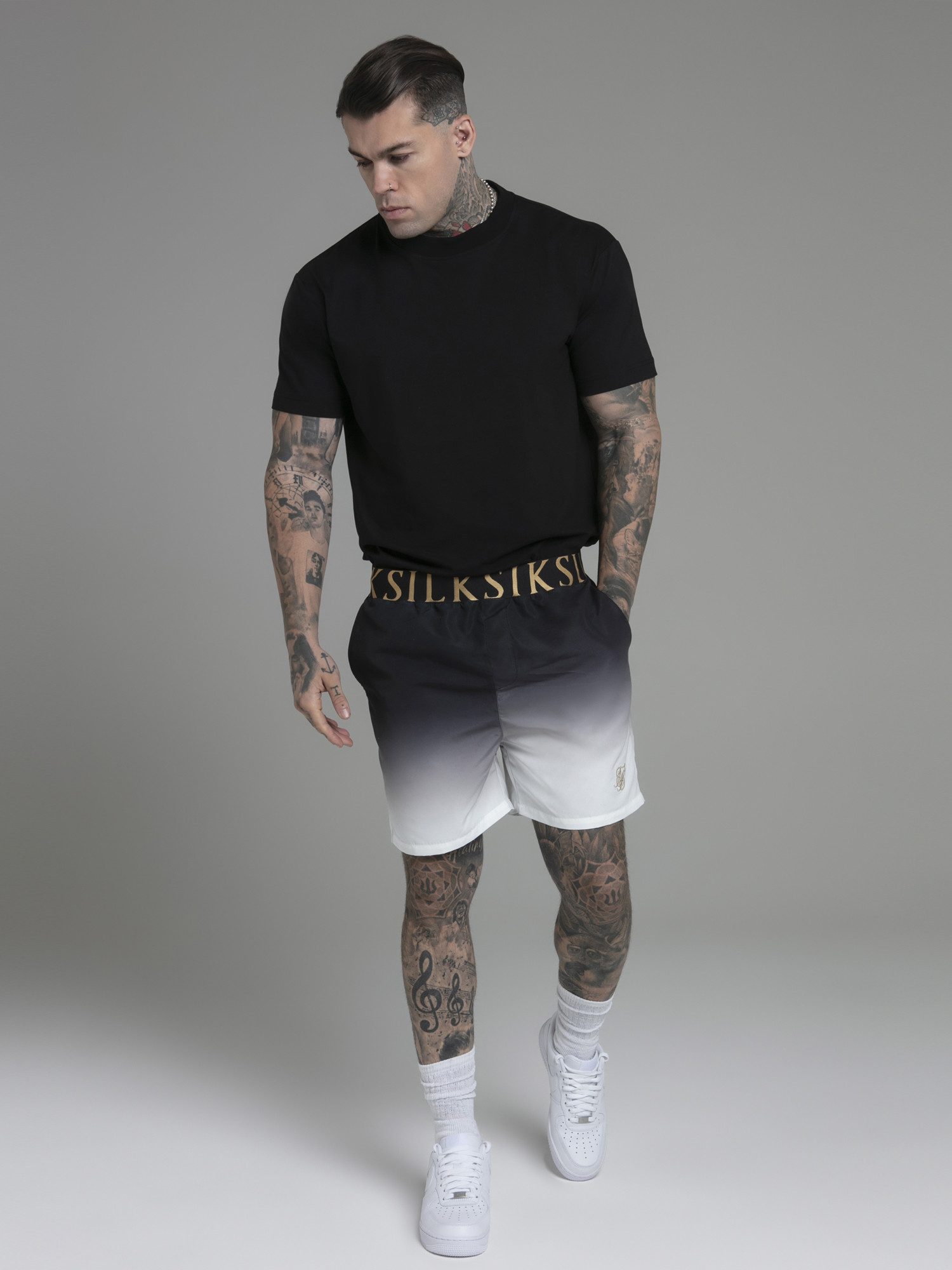 Siksilk Badeshorts SikSilk Herren Schwarz-Weiß Verlauf Badeshorts günstig online kaufen